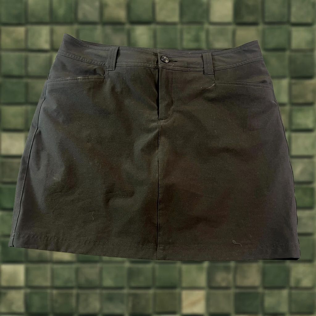 Eddie Bauer Eddie Bauer Skort Women 8 Black Stretch A-Line Golf Skirt Performance Activewear Skort Womens Black 8 Athletic Golf Clothing Size 30" / US 8 / IT 44 - 1 Thumbnail