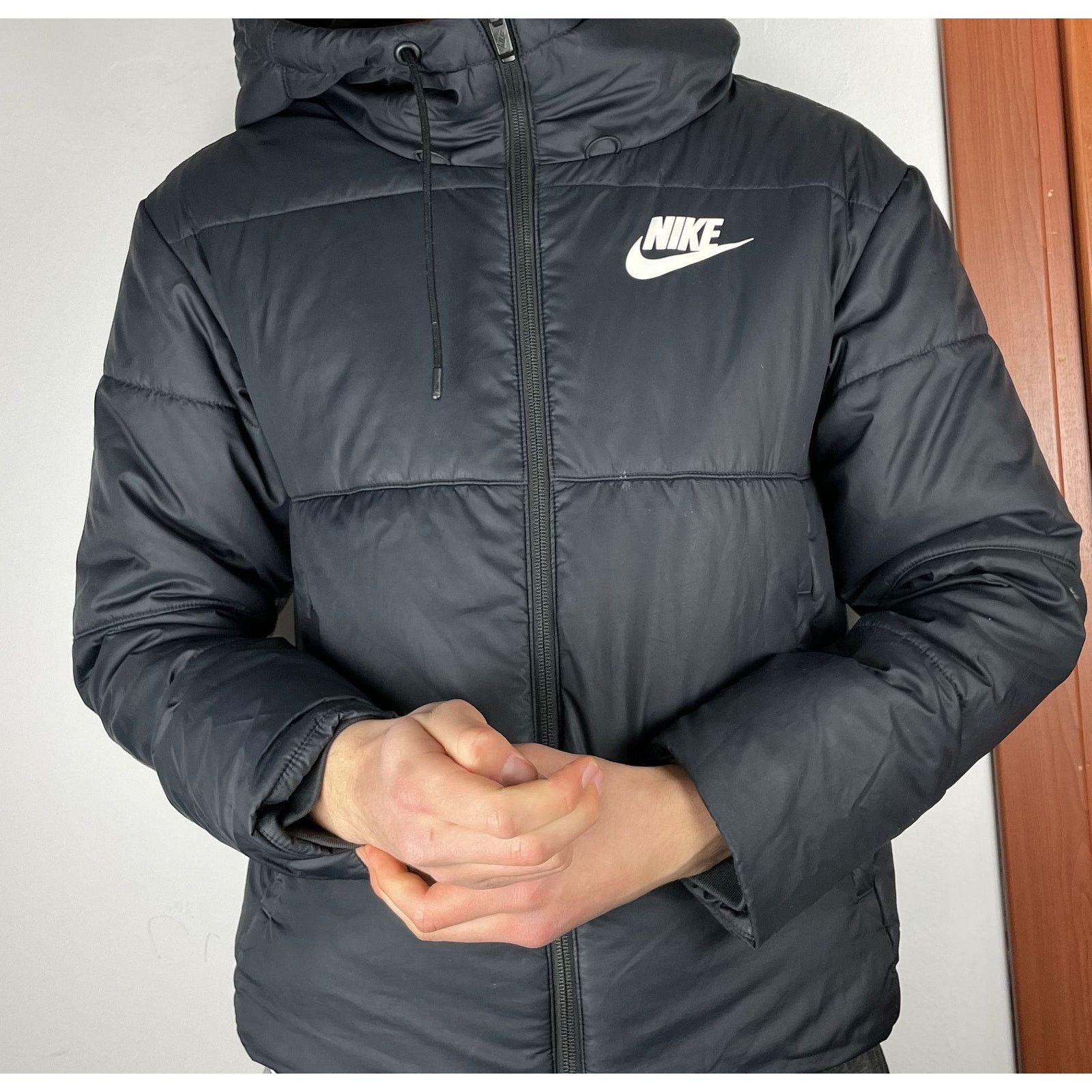 Nike Nike Women's Black Long Sleeve Hooded Puffer Jacket XS Size XS / US 0-2 / IT 36-38 - 2 Thumbnail