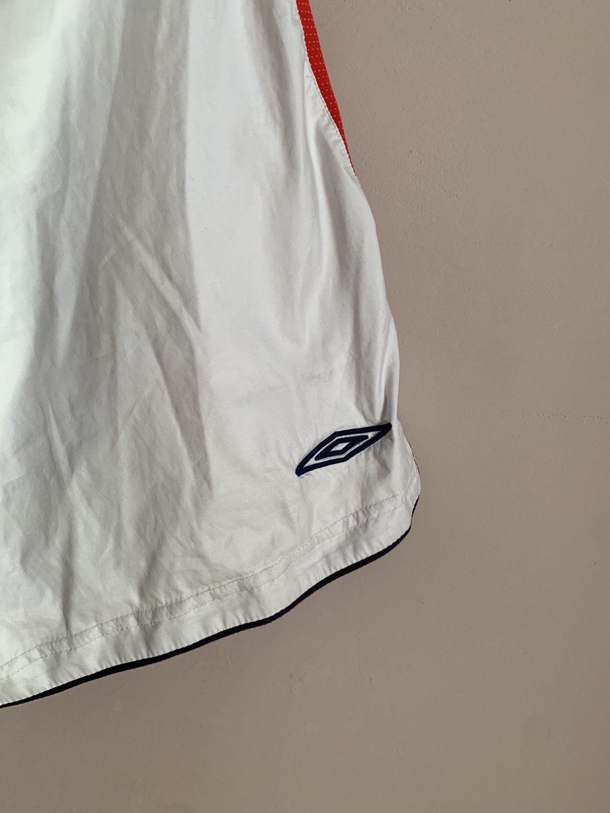 Umbro Vintage England silver shorts 2004 away Umbro soccer Size US 36 / EU 52 - 5 Thumbnail