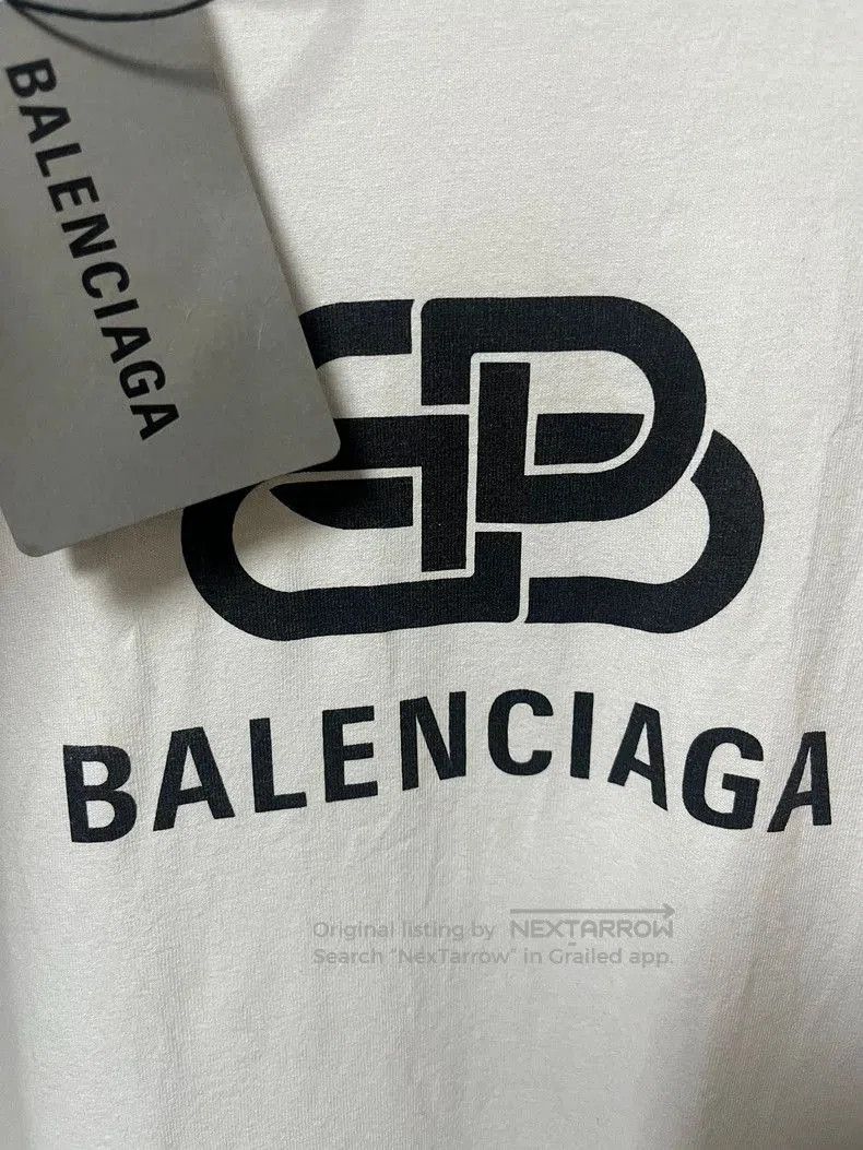Balenciaga Balenciaga Classic Lock Button SS18 Tee. Size US S / EU 44-46 / 1 - 4 Thumbnail
