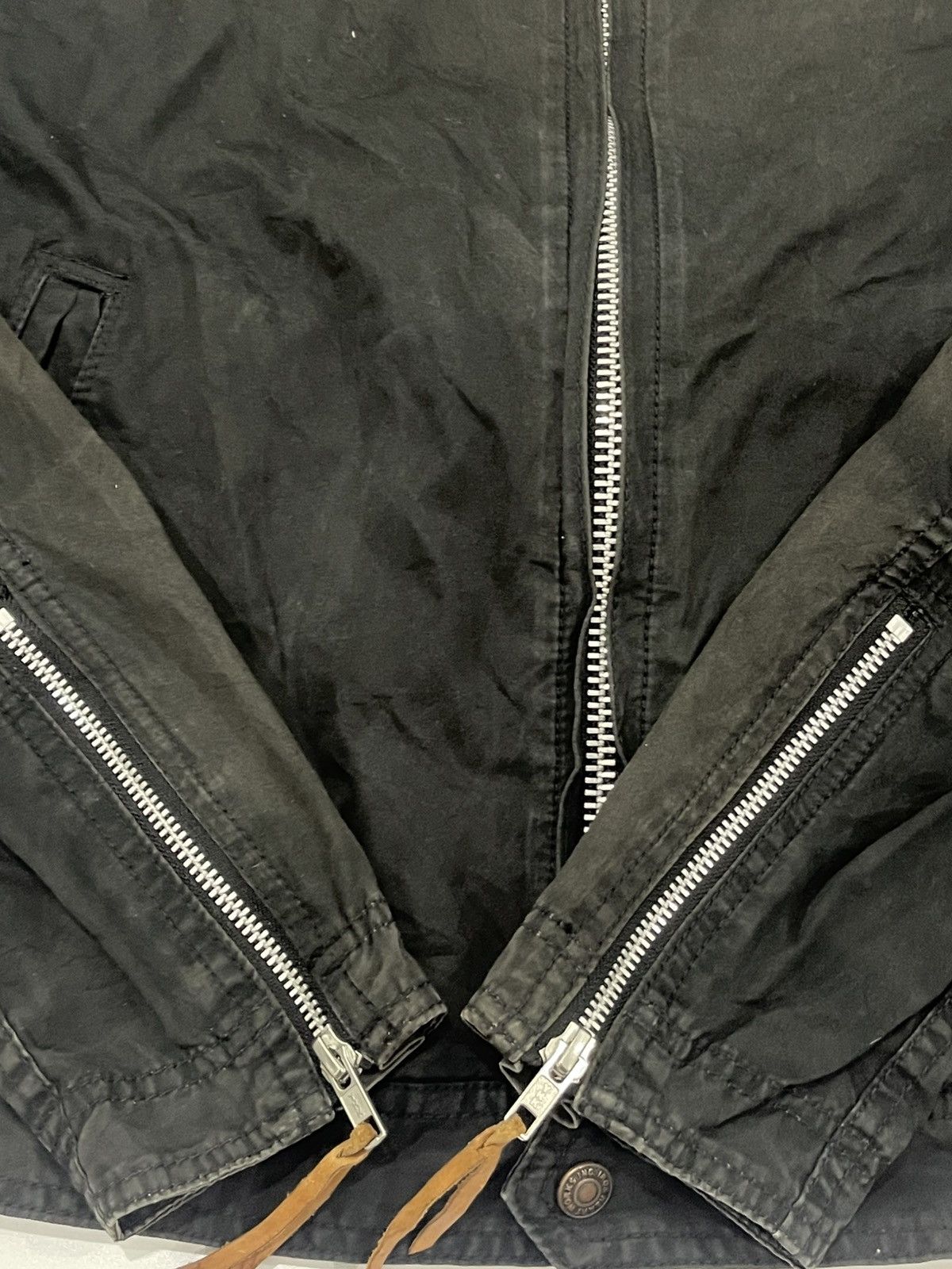 Iron Heart Iron Heart men's and made from heavyweight fabrics with a focus on workwear and biker culturel Size US L / EU 52-54 / 3 - 6 Thumbnail
