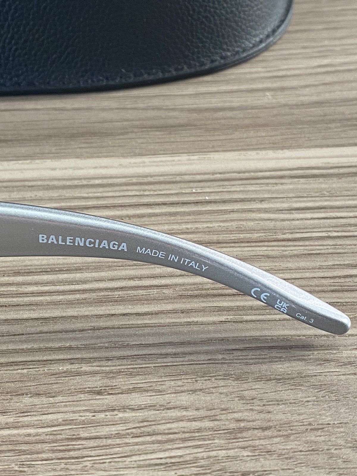 Balenciaga Winter 22 Skin Cat Sunglasses Silver NIB (OS) Size ONE SIZE - 7 Thumbnail