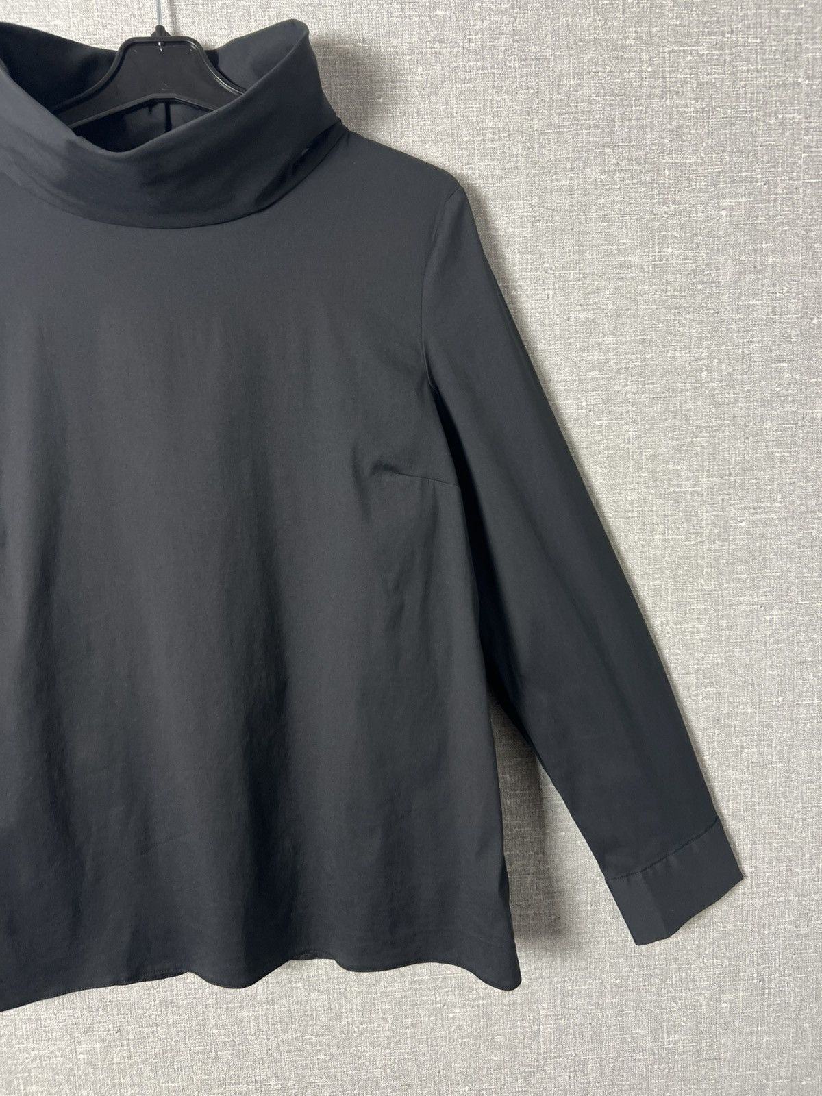 Prada Prada High Neck Long Sleeve Blouse Shirt Back Button Detail Size M / US 6-8 / IT 42-44 - 3 Thumbnail