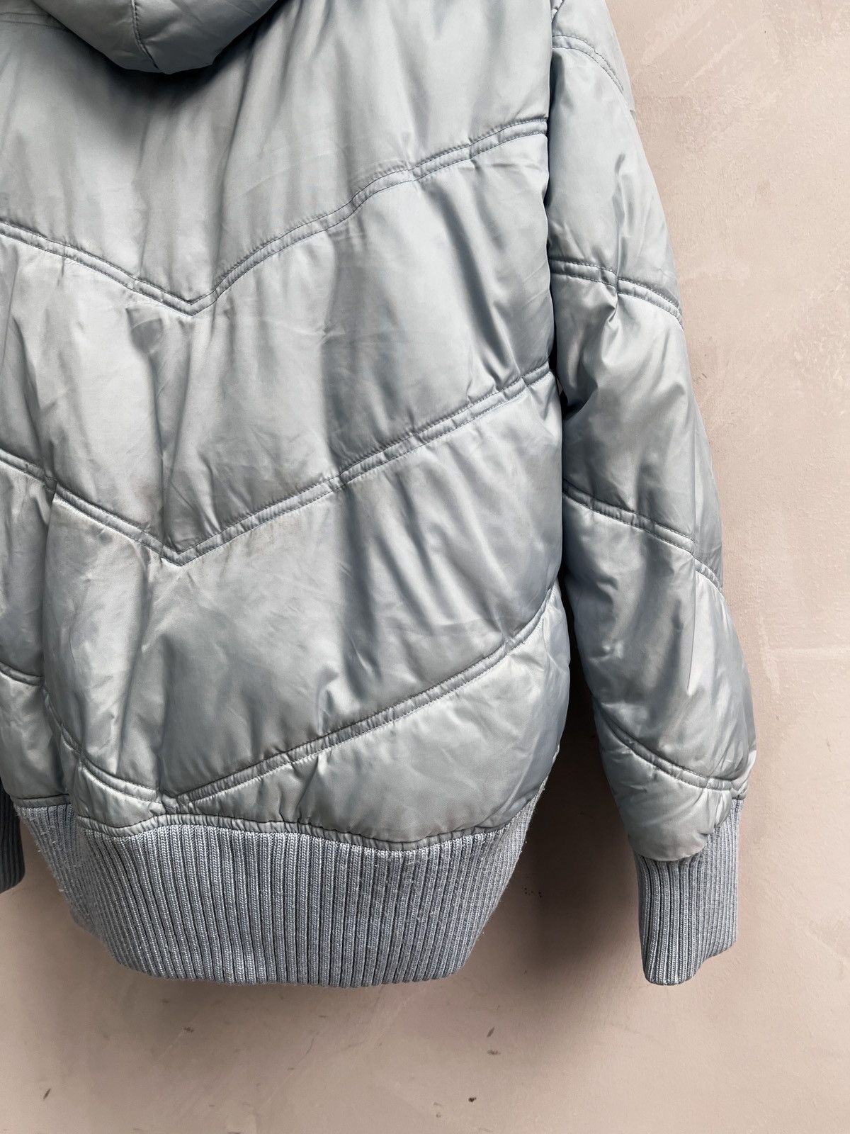 Hysteric Glamour Cropped bomber Jacket Blue Fur hood Ifsixwasnine style Y2K Size US M / EU 48-50 / 2 - 7 Thumbnail