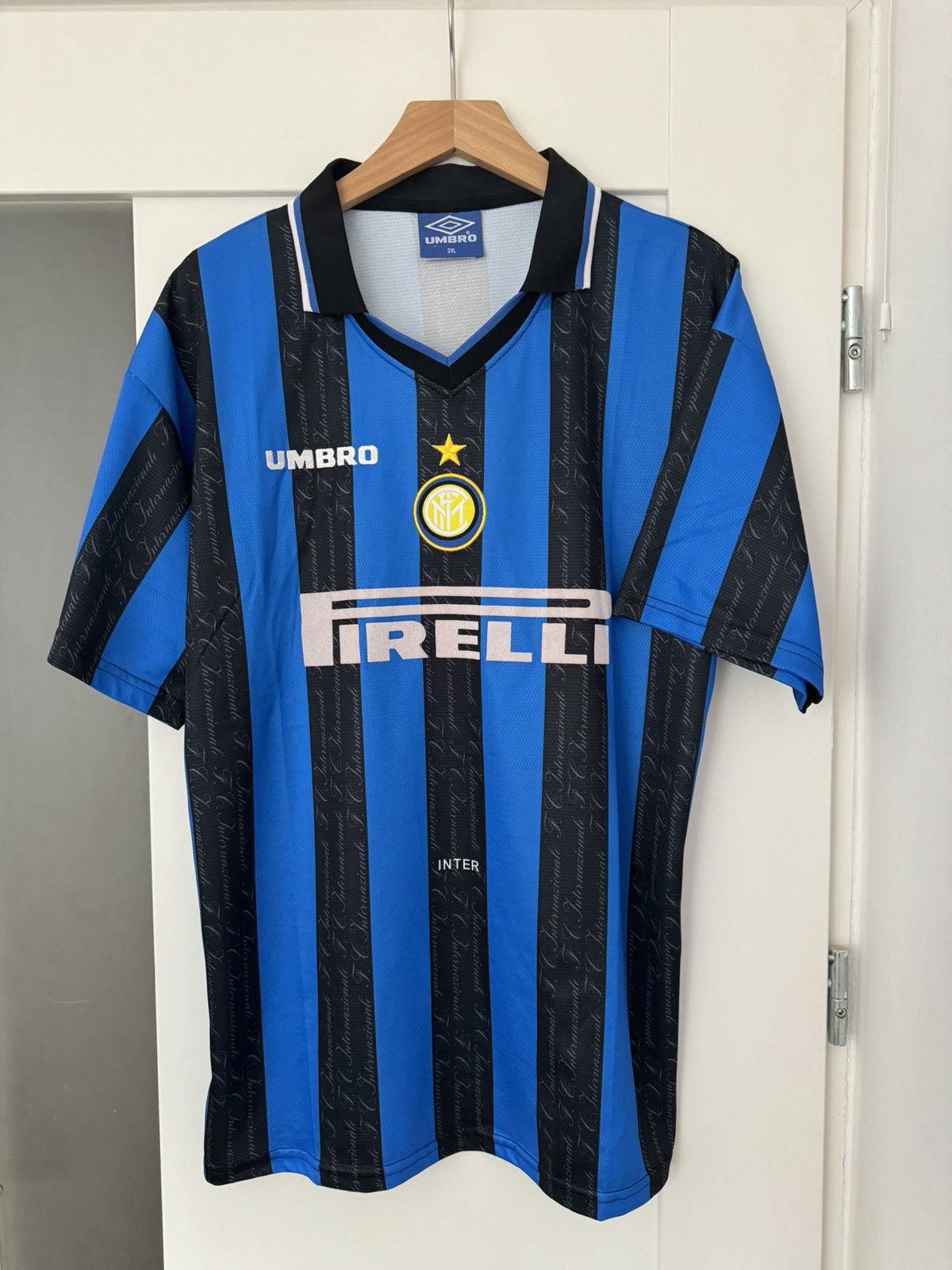 image of Soccer Jersey x Umbro Inter Milan Jersey 1997/98 Vintage Umbro in Blue, Men's (Size 2XL)