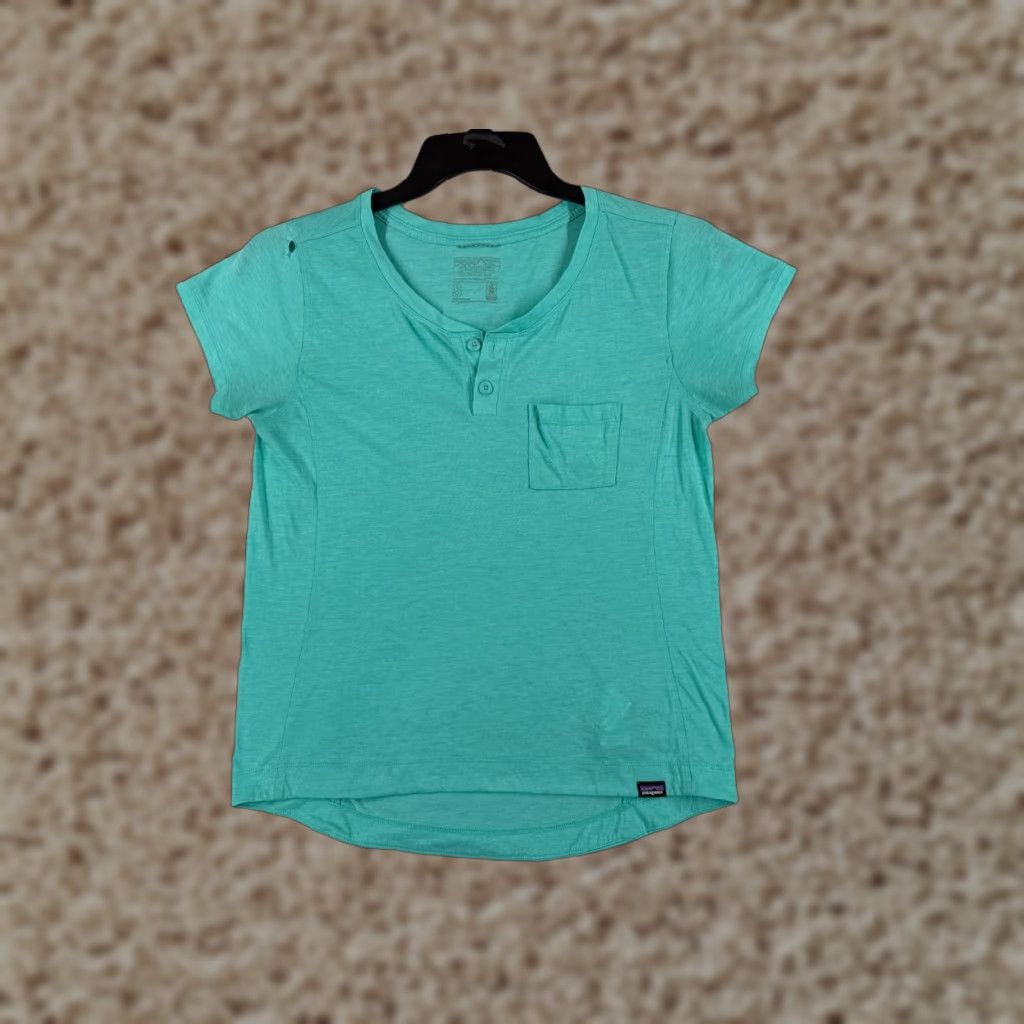 Patagonia Patagonia Shirt Women S Teal Short Sleeve Henley Capilene Cool Trail Size S / US 4 / IT 40 - 1 Thumbnail