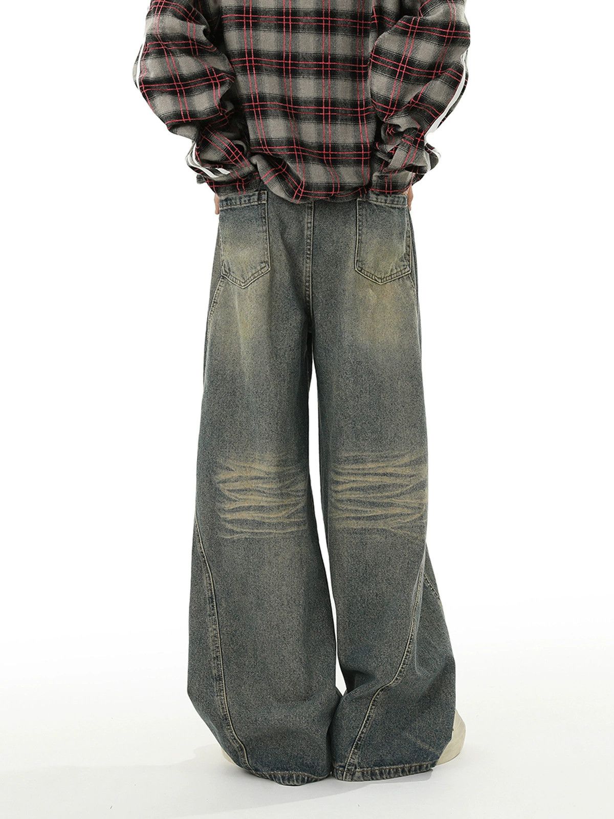 Vintage Men's washed distressed patchwork hip-hop wide-leg jeans Size US 32 / EU 48 - 5 Thumbnail