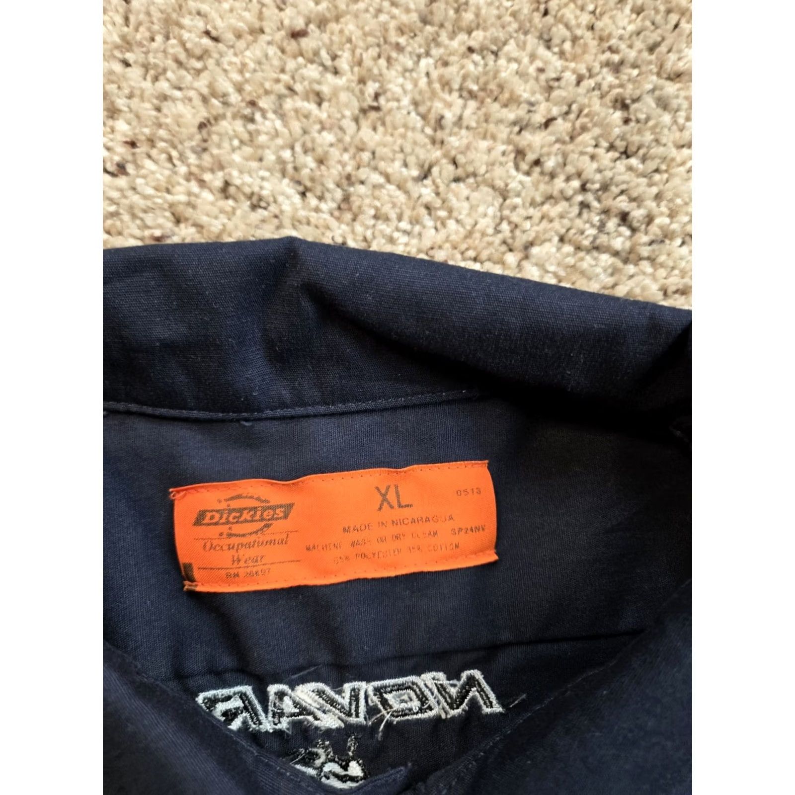 Dickies Dickies Work Shirt Mens XL Blue Short Sleeve Button-Up Twill Cotton Polyester Embroidered Pockets Vintage: No, but Retro Workwear Size US XL / EU 56 / 4 - 6 Thumbnail