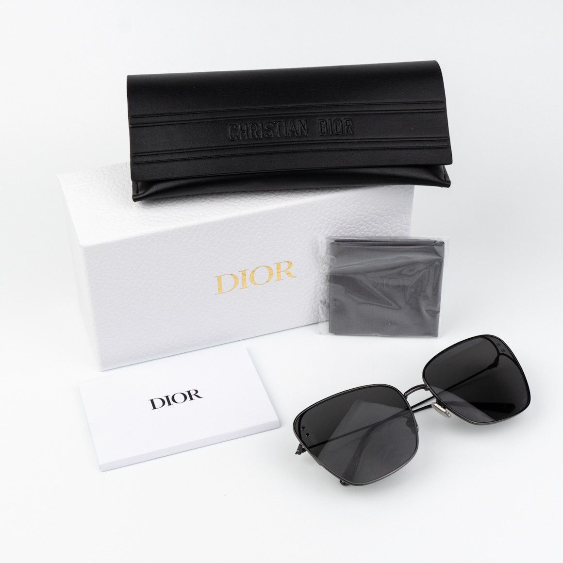 Dior Dior Women Sunglasses Gunmetal CD40095U 08A H4A0 BRAND NEW Size ONE SIZE - 9 Thumbnail