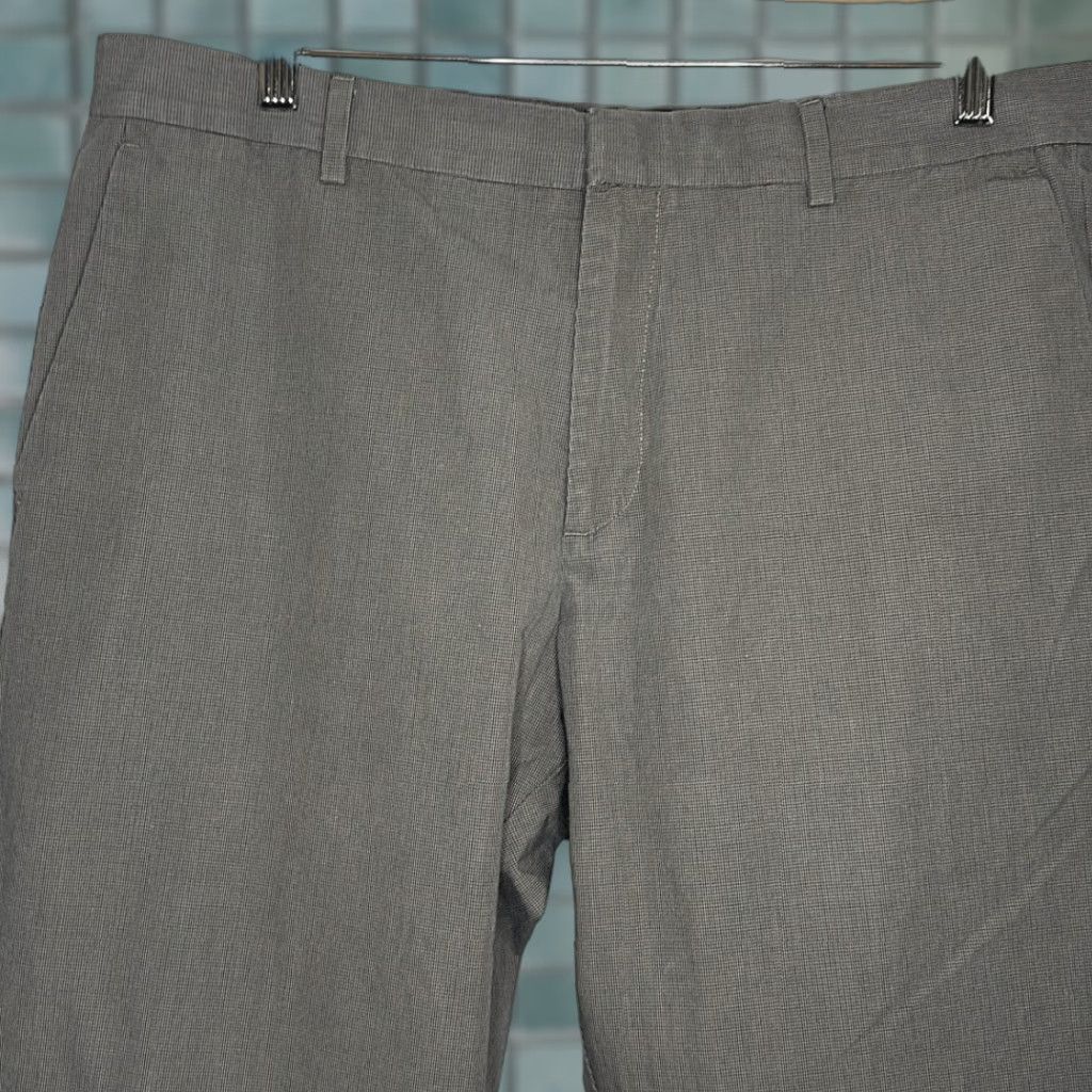 Banana Republic Banana Republic Non Iron Tailored Slim Fit Pants 35x32 Brown Tan Dress Pants Men Slim Chino 32 Inseam Mens Size US 35 - 1 Thumbnail