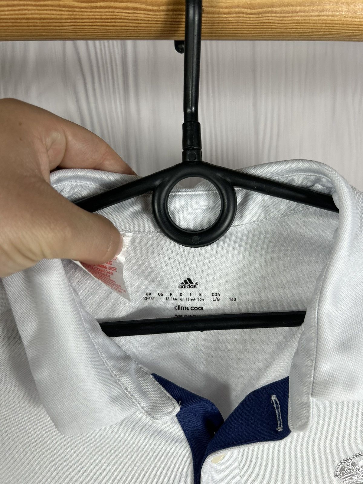 Adidas Boys Real Madrid Adidas 2016 Soccer Jersey Size 13-14Y Size US L / EU 52-54 / 3 - 9 Thumbnail