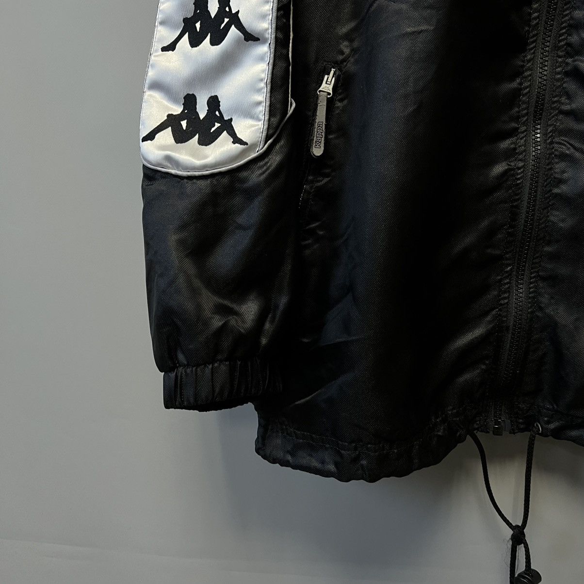 Kappa Vintage 90s Kappa F.C Juventus Zip Up Jacket RARE size L Size US L / EU 52-54 / 3 - 13 Thumbnail