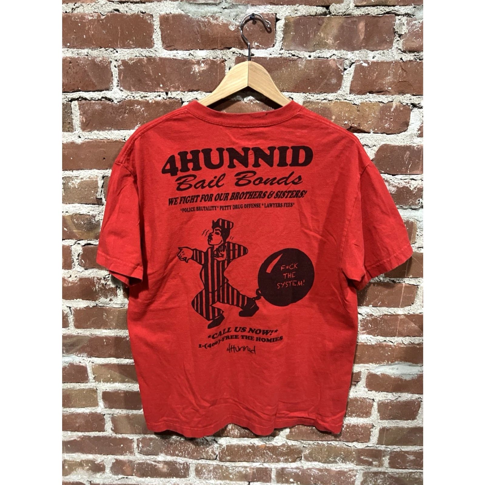 Vintage YG 4 Hunnid Mens Red Short Sleeve Bail Bonds Graphic T-shirt Size L Size US L / EU 52-54 / 3 - 2 Thumbnail