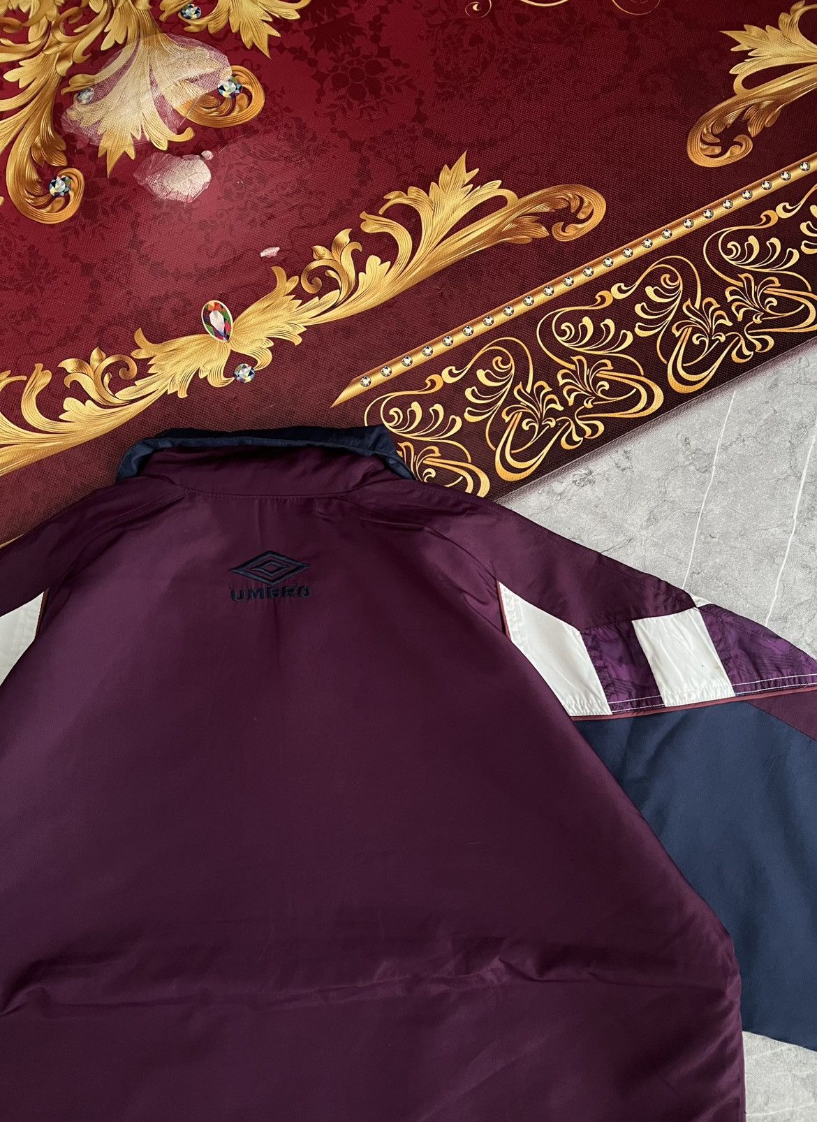 Umbro (SOLD OUT) Vintage Umbro Windbreaker Jacket Size US XL / EU 56 / 4 - 6 Thumbnail