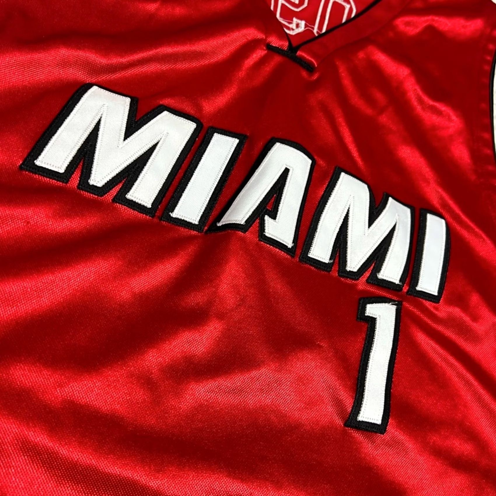 Adidas Adidas Chris Bosh #1 Miami Heat Red Swingman Jersey Men's 3XL Tank Size 3XL Red Swingman Jersey Mens Basketball Heat Vince Carter? Size US XXL / EU 58 / 5 - 5 Thumbnail