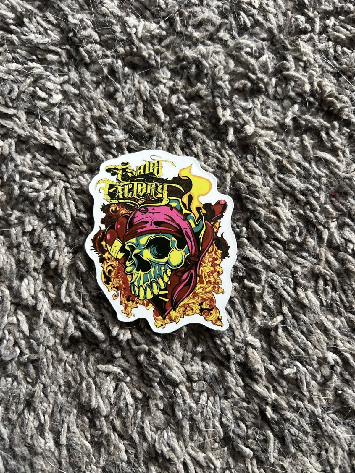 Hypebeast T-Shirt Factory Skull Sticker Size ONE SIZE - 1 Thumbnail