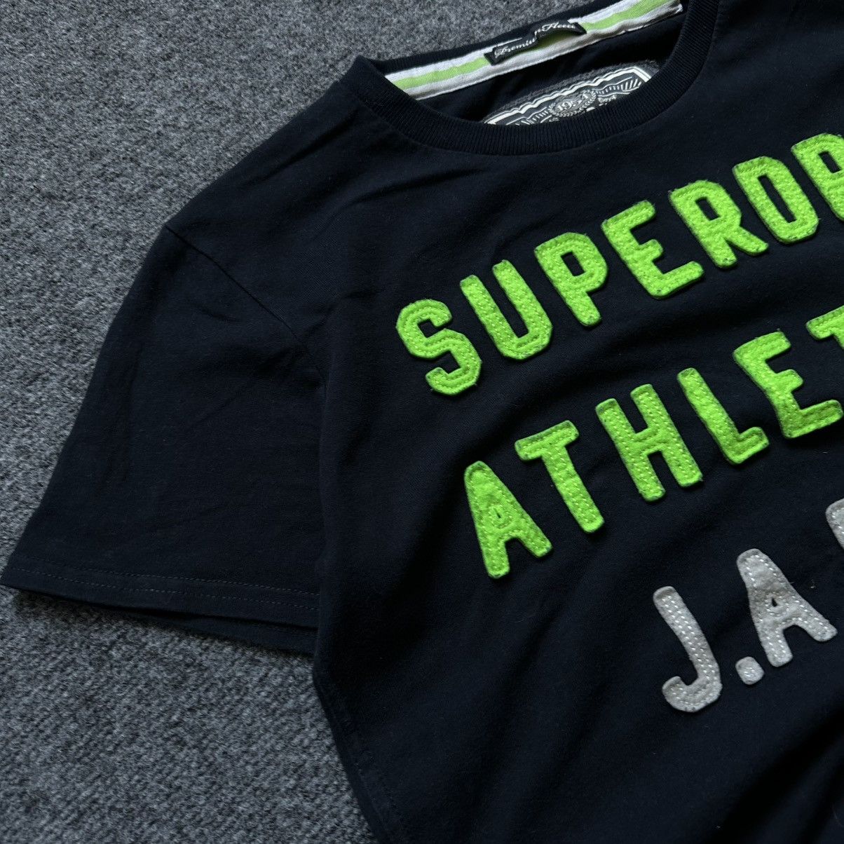 Superdry VTG Japanese Style T-shirts Superdry Big Logo Size L Dark Size US L / EU 52-54 / 3 - 9 Thumbnail