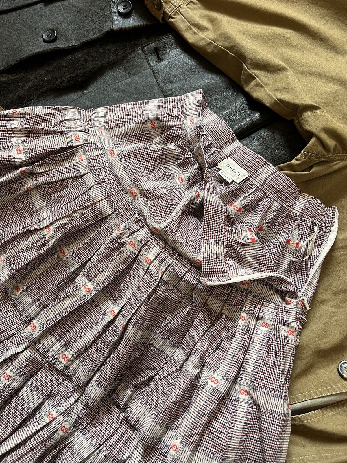 Gucci Gucci Tartan Checkered Multi Logo Midi Wool Skirt Size 27" / US 4 / IT 40 - 10 Thumbnail