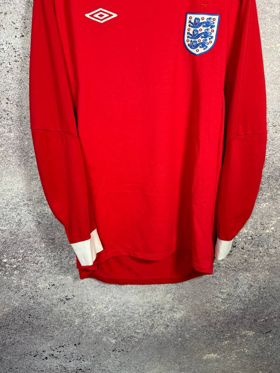 Vintage England National Team 2010 Umbro Soccer Jersey large Size US L / EU 52-54 / 3 - 5 Thumbnail
