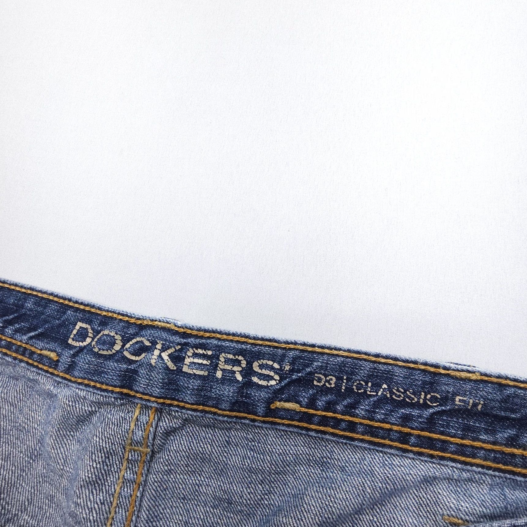 Dockers VINTAGE Dockers D3 Classic Fit Jeans Mens 38 x 30 Dark Distressed 2000s Denim Size US 38 / EU 54 - 7 Thumbnail