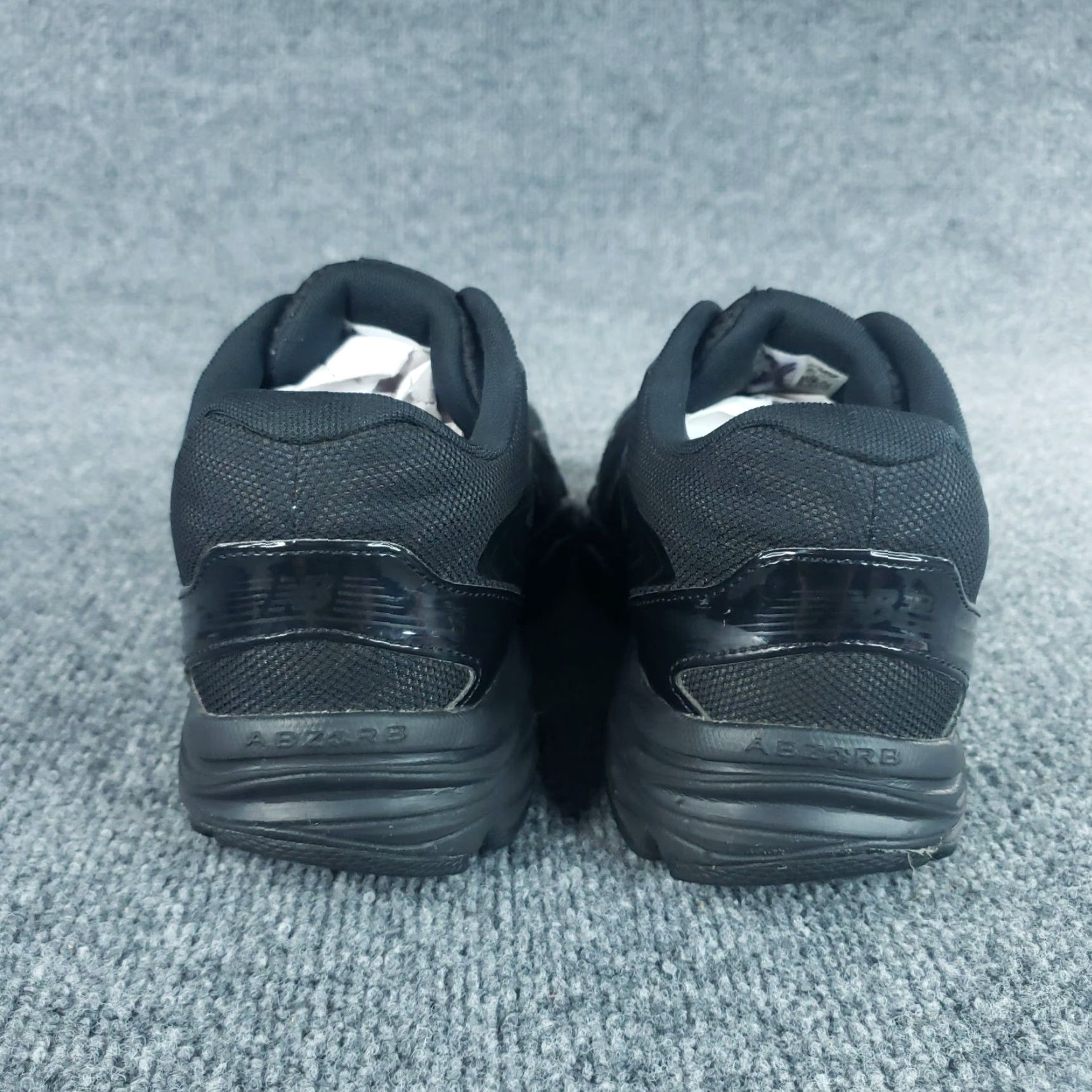 New Balance New Balance 680 V4 Womens Running Shoes Black 10.5 B Width Lace Up Athletic Sneakers Size US 8.5 / IT 38.5 - 5 Thumbnail