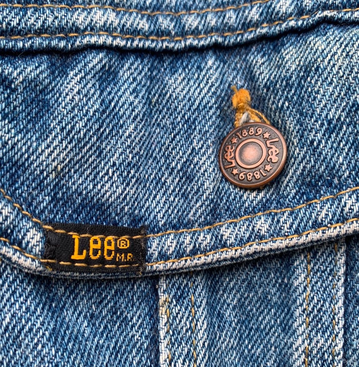 Lee VINTAGE DISTRESSED LEE LIGHT WASH DENIM JEANS JACKET Size US L / EU 52-54 / 3 - 10 Thumbnail