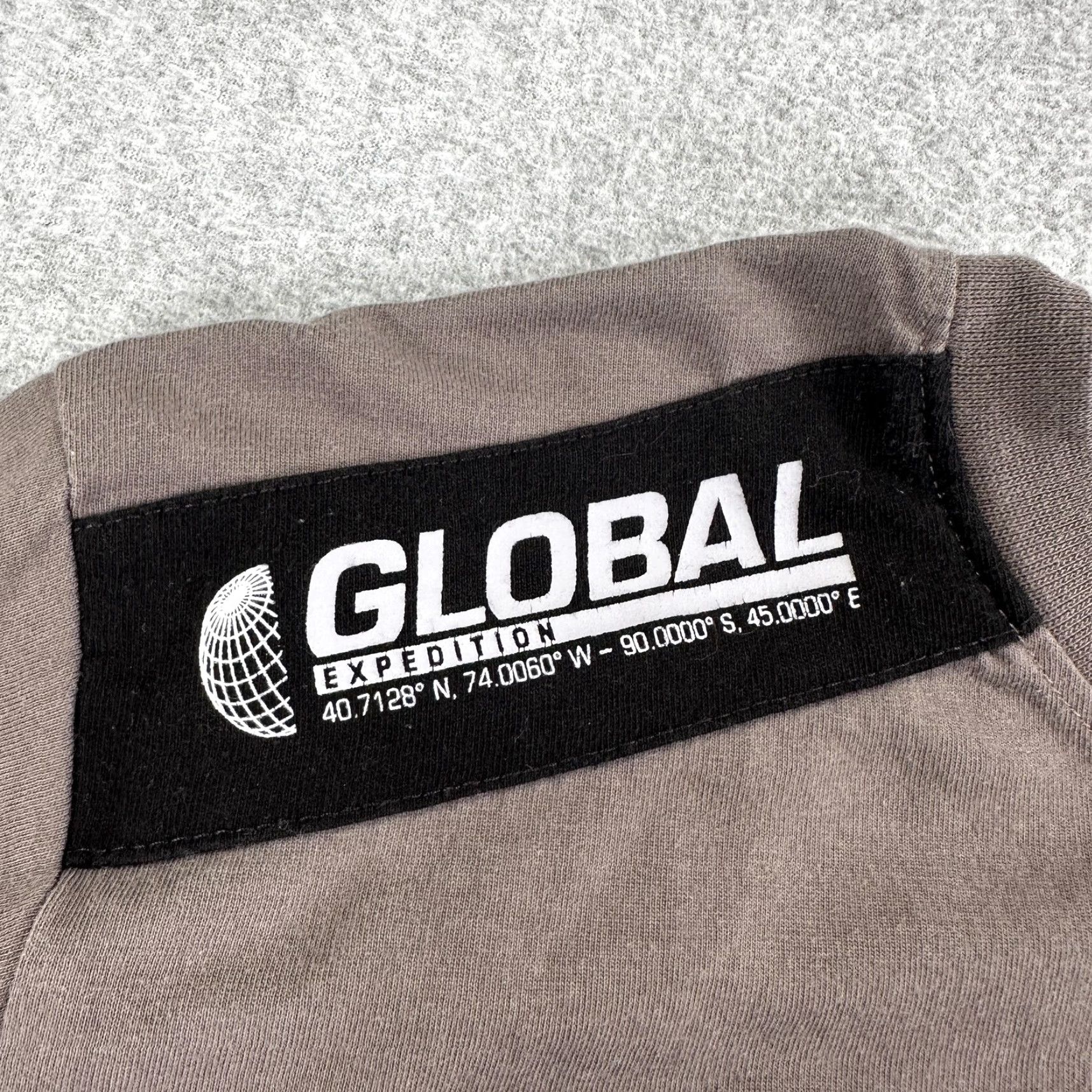 Southpole VINTAGE Southpole Shirt Mens XL Brown Global Expedition Pocket Tagless Tee Logo Crewneck Size US XL / EU 56 / 4 - 4 Thumbnail