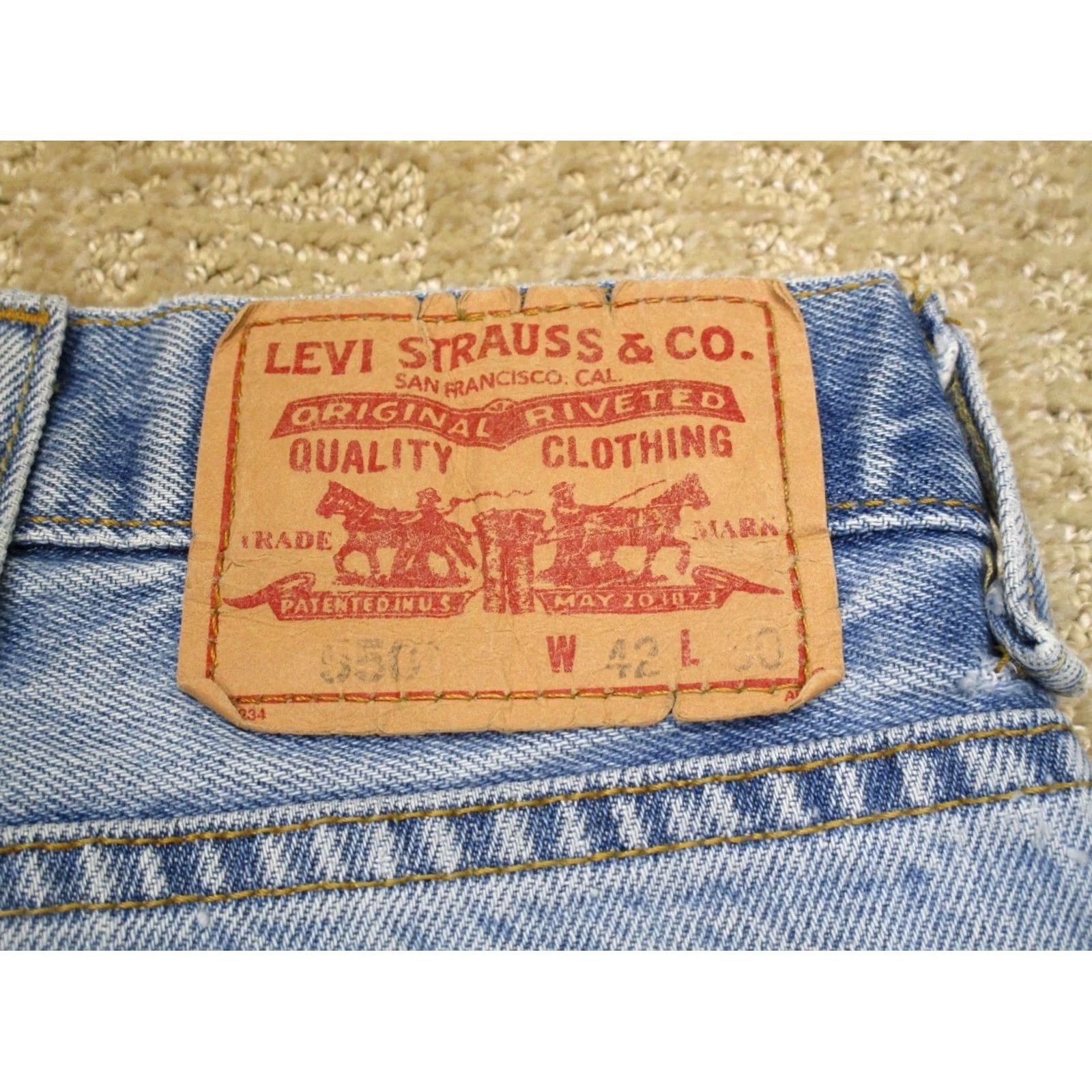Levi's VINTAGE Levi's 550 Jeans Men 42x30 Blue Straight Pants Light Wash Denim Y2K 00s Mens Jeans Blue Leather Logo 5-Pocket Decade: 2000s Size US 42 / EU 58 - 6 Thumbnail