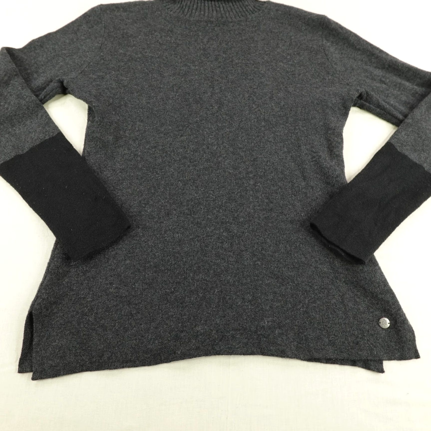 Royal Robbins VINTAGE Royal Robbins Sweater Shirt Womens Medium Gray Turtleneck Merino Wool Slim Fit 90s-Outdoor Ladies Size M / US 6-8 / IT 42-44 - 3 Thumbnail