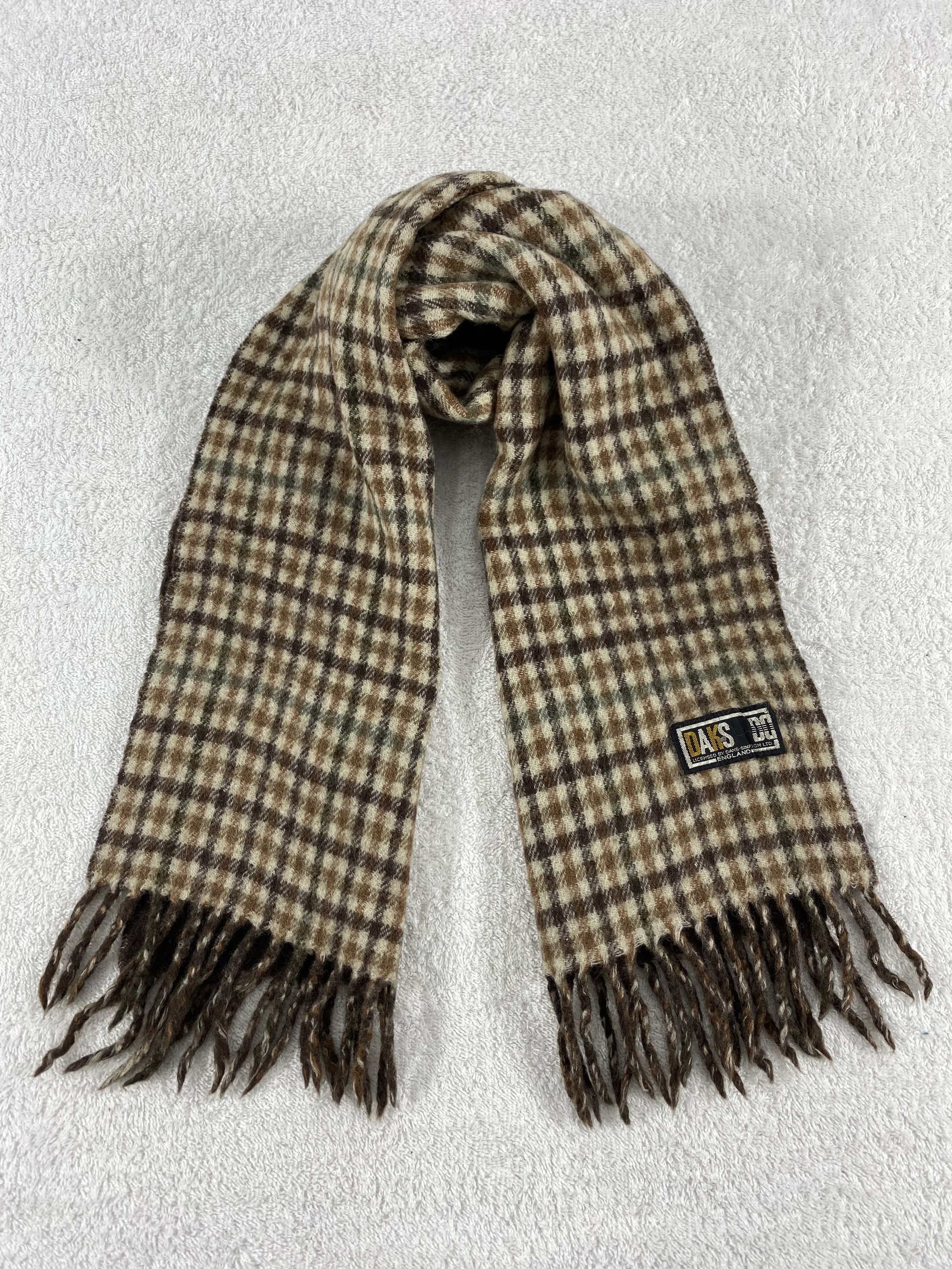 DAKS Vintage Daks Scarf/Muffler/Neckwear MF823 Size ONE SIZE - 1 Thumbnail