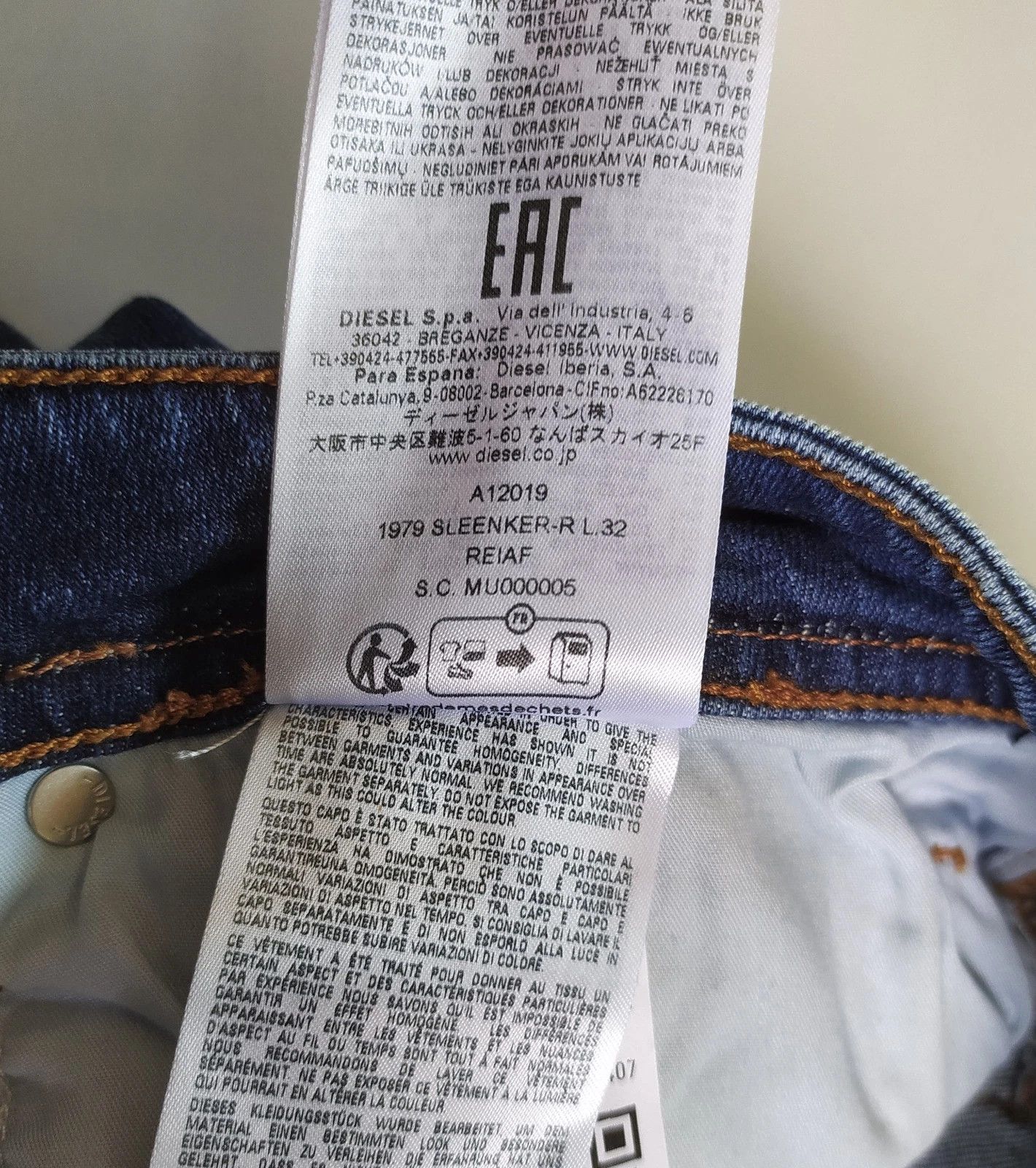 Diesel Diesel 1979 SLEENKER-R L.32 MENS JEANS T/9743 Size US 32 / EU 48 - 9 Thumbnail
