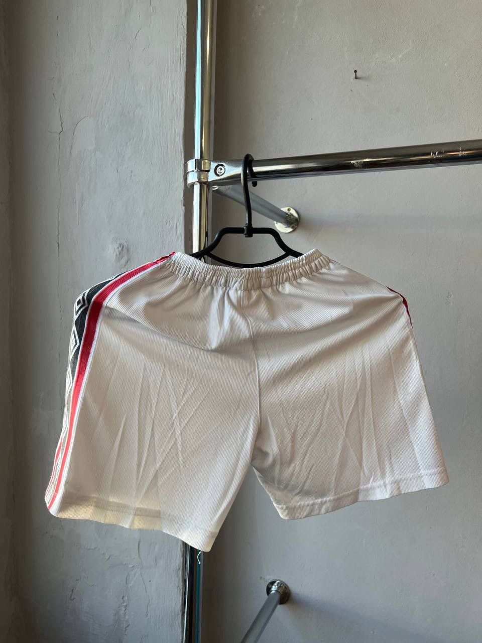 Umbro 1997/99 MANCHESTER UNITED #16 KEANE FOOTBALL SOCCER SHORTS Size US XXS / EU 40 - 9 Thumbnail