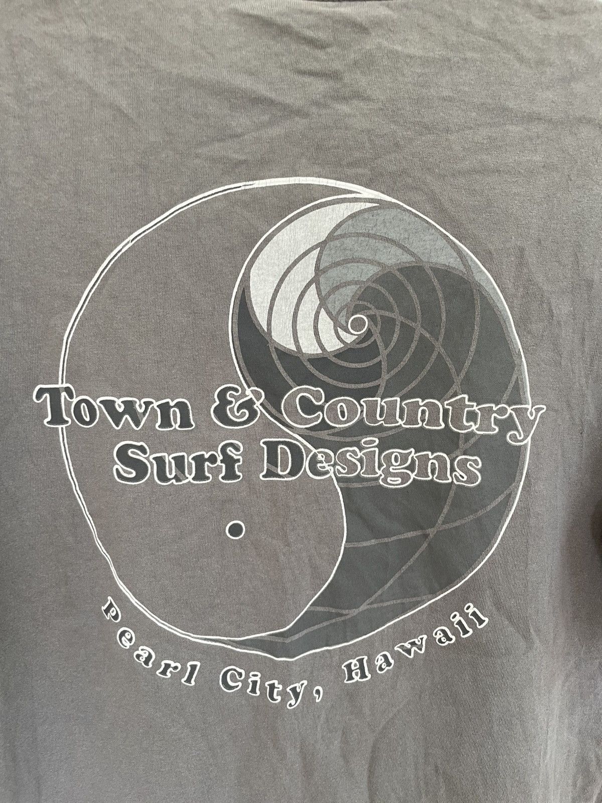 Vintage Vintage T&C Surf Design Hawaii t shirt Size US M / EU 48-50 / 2 - 5 Thumbnail