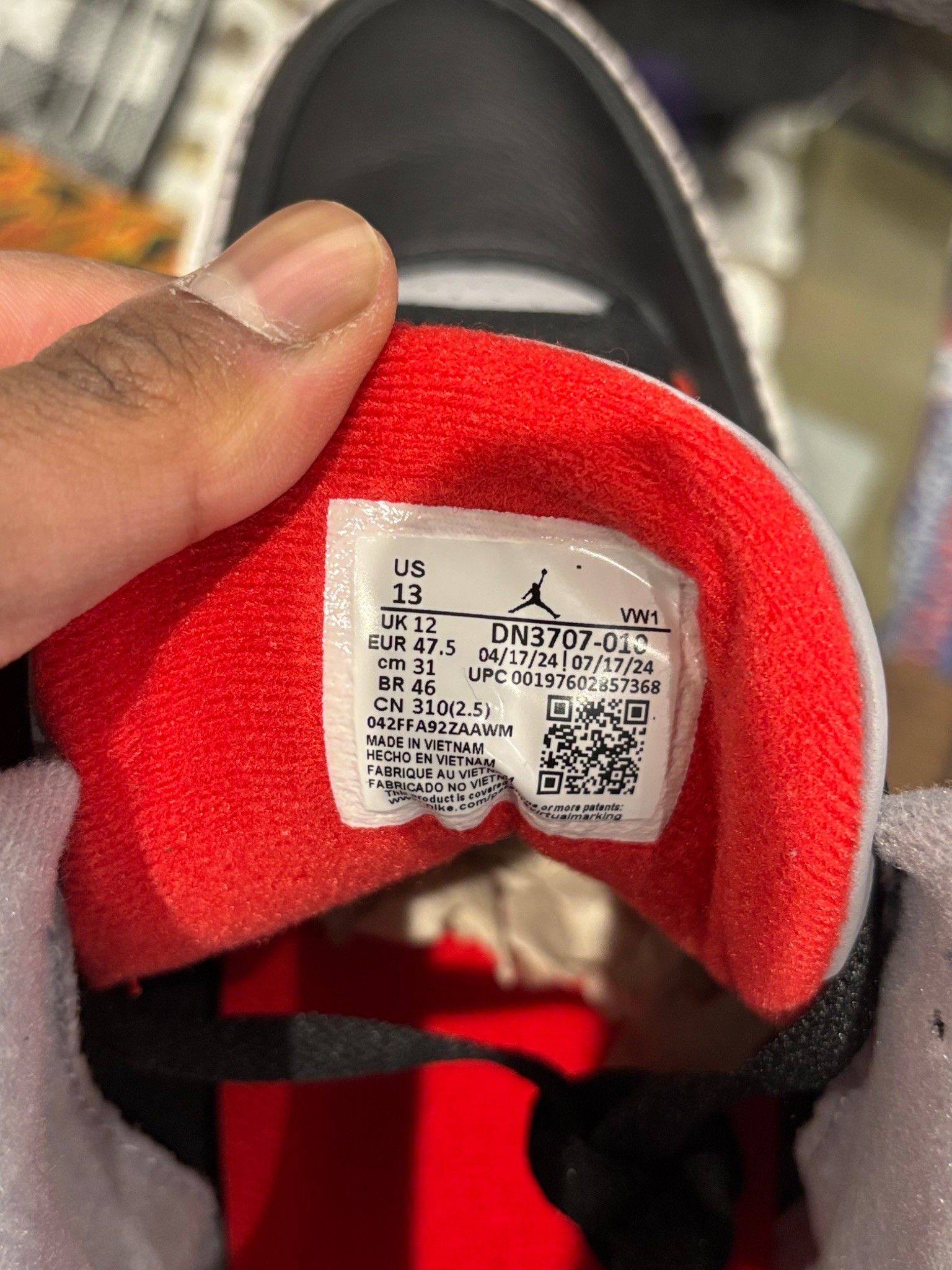 Jordan Brand Jordan 3 Black Cement (2024) Size US 13 / EU 46 - 8 Thumbnail
