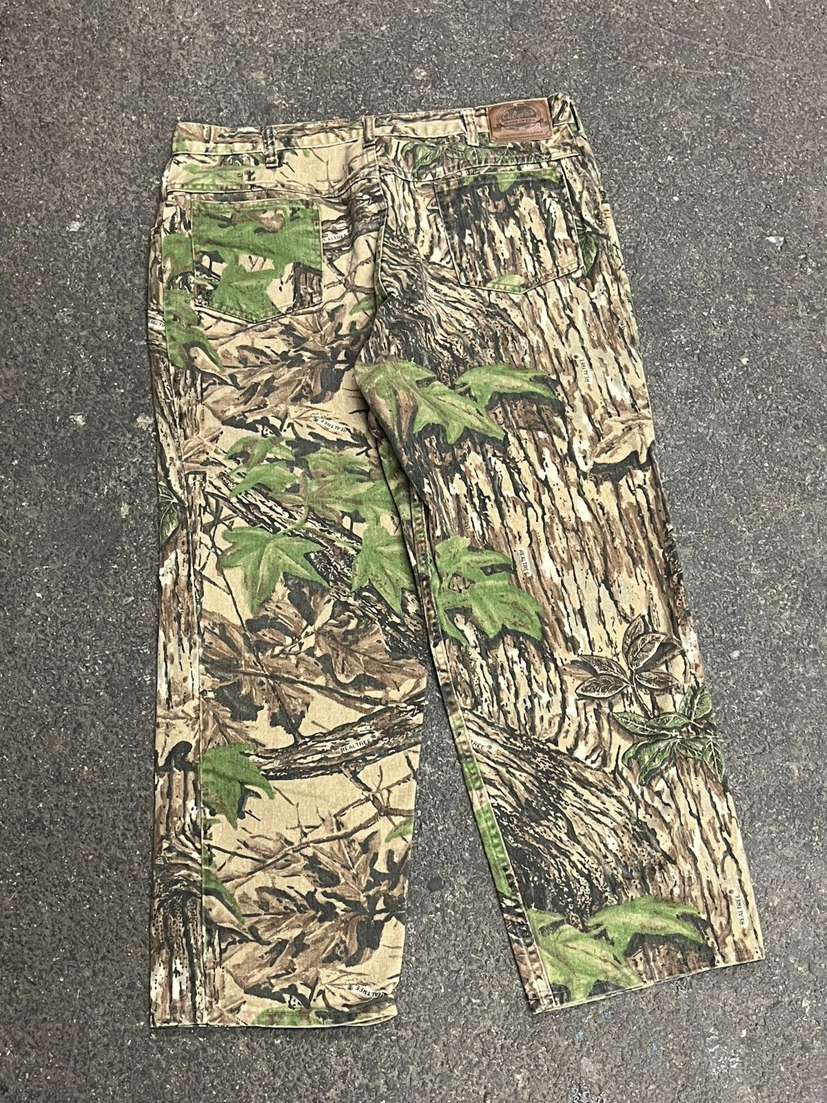 Realtree × Vintage Real tree camo baggy fit wide leg pants skater vintage hype Size US 36 / EU 52 - 5 Thumbnail