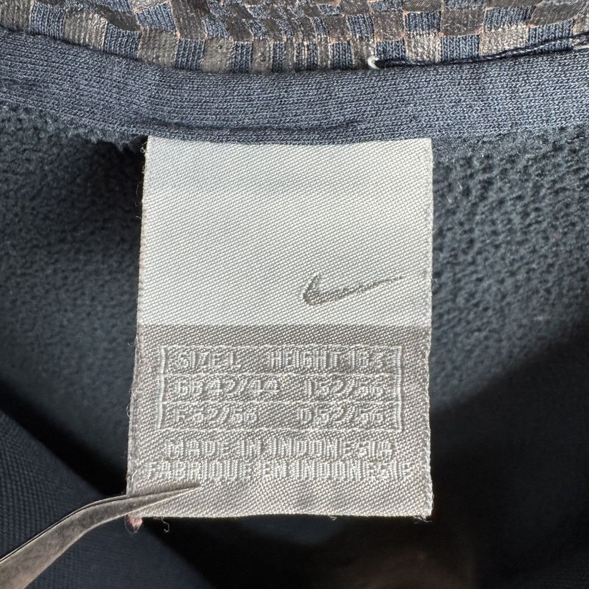 Vintage Nike TN Air Zip-Through Hoodie Full Zip Vintage Sz L Men Size US L / EU 52-54 / 3 - 4 Thumbnail