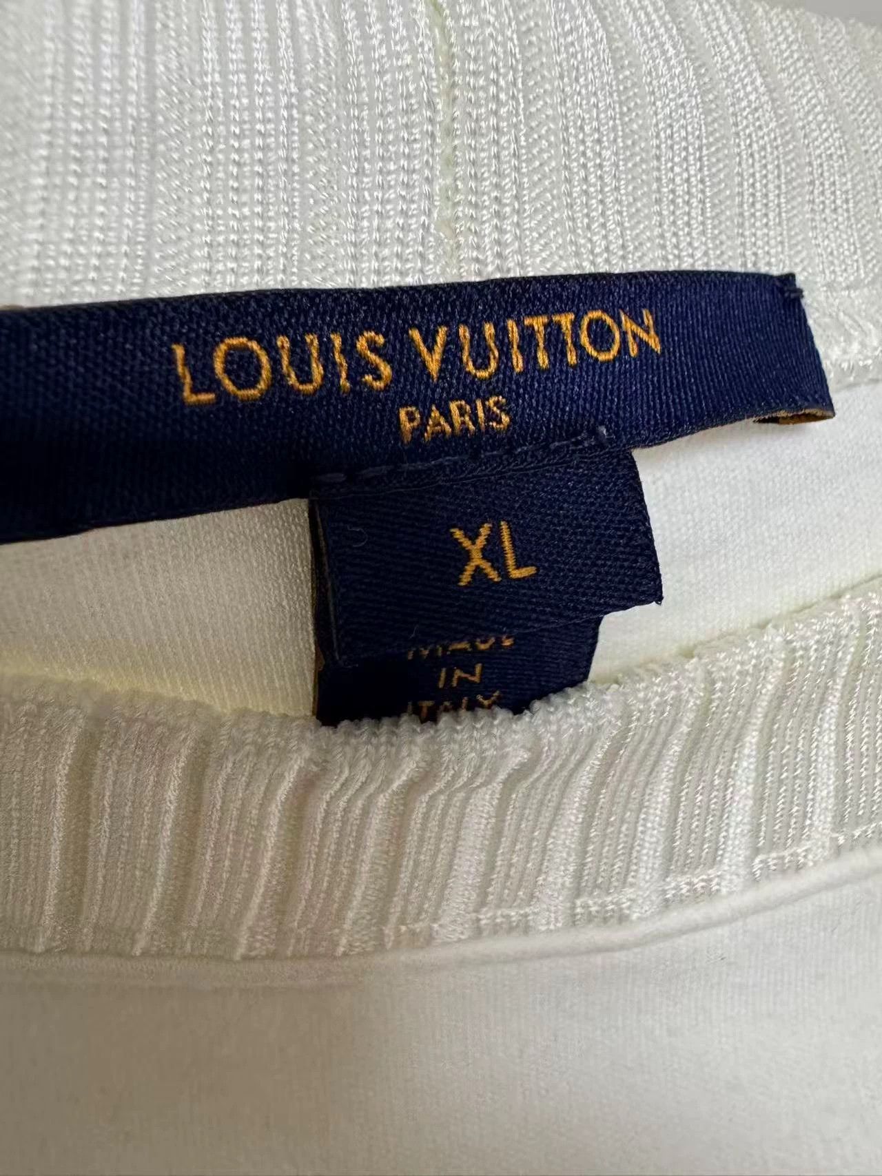 Louis Vuitton LV Monogram Authentic Sweater XL Size XL / US 12-14 / IT 48-50 - 3 Thumbnail