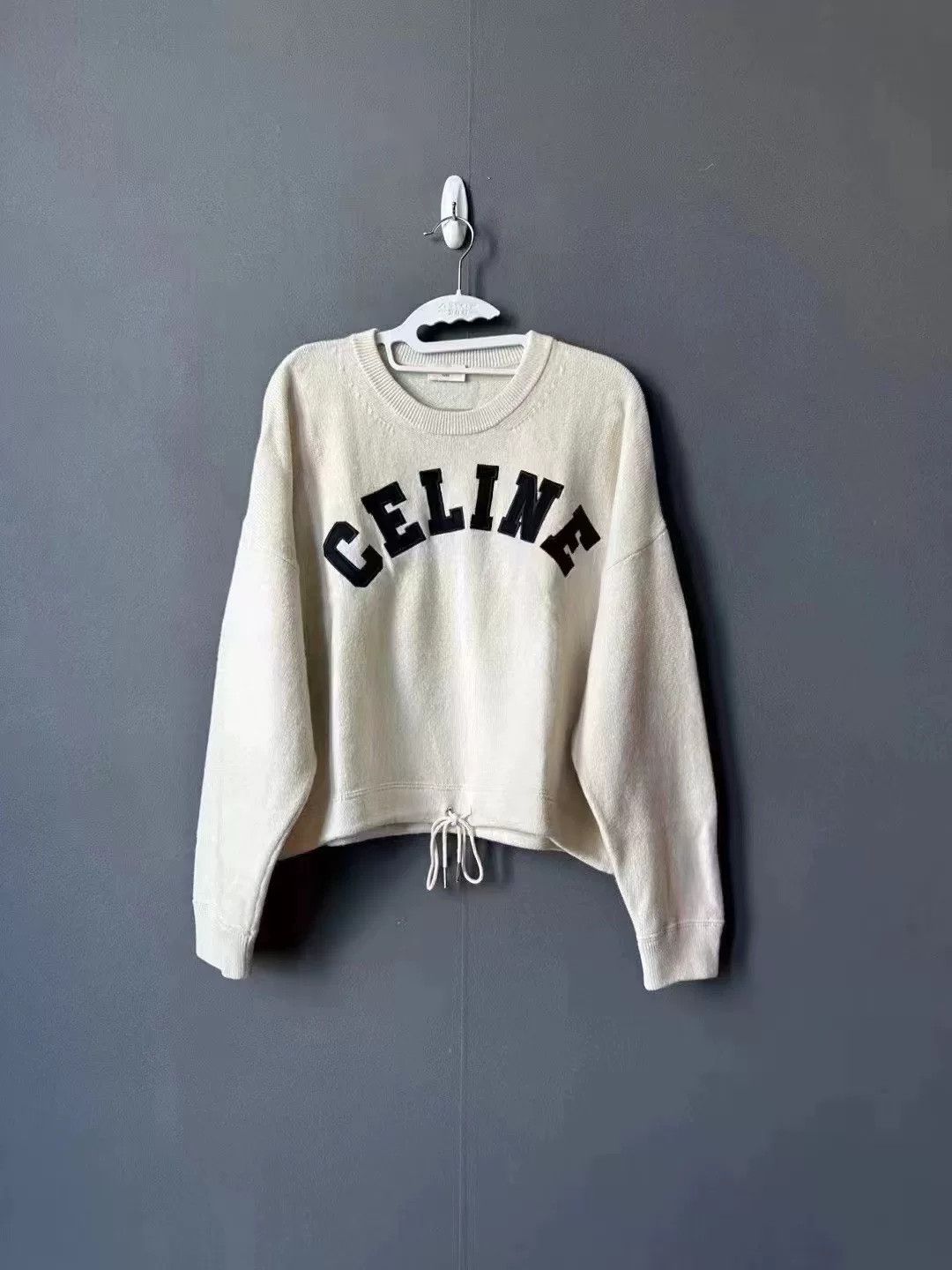 Celine celine beige cashmere letter sweater Size M / US 6-8 / IT 42-44 - 1 Thumbnail