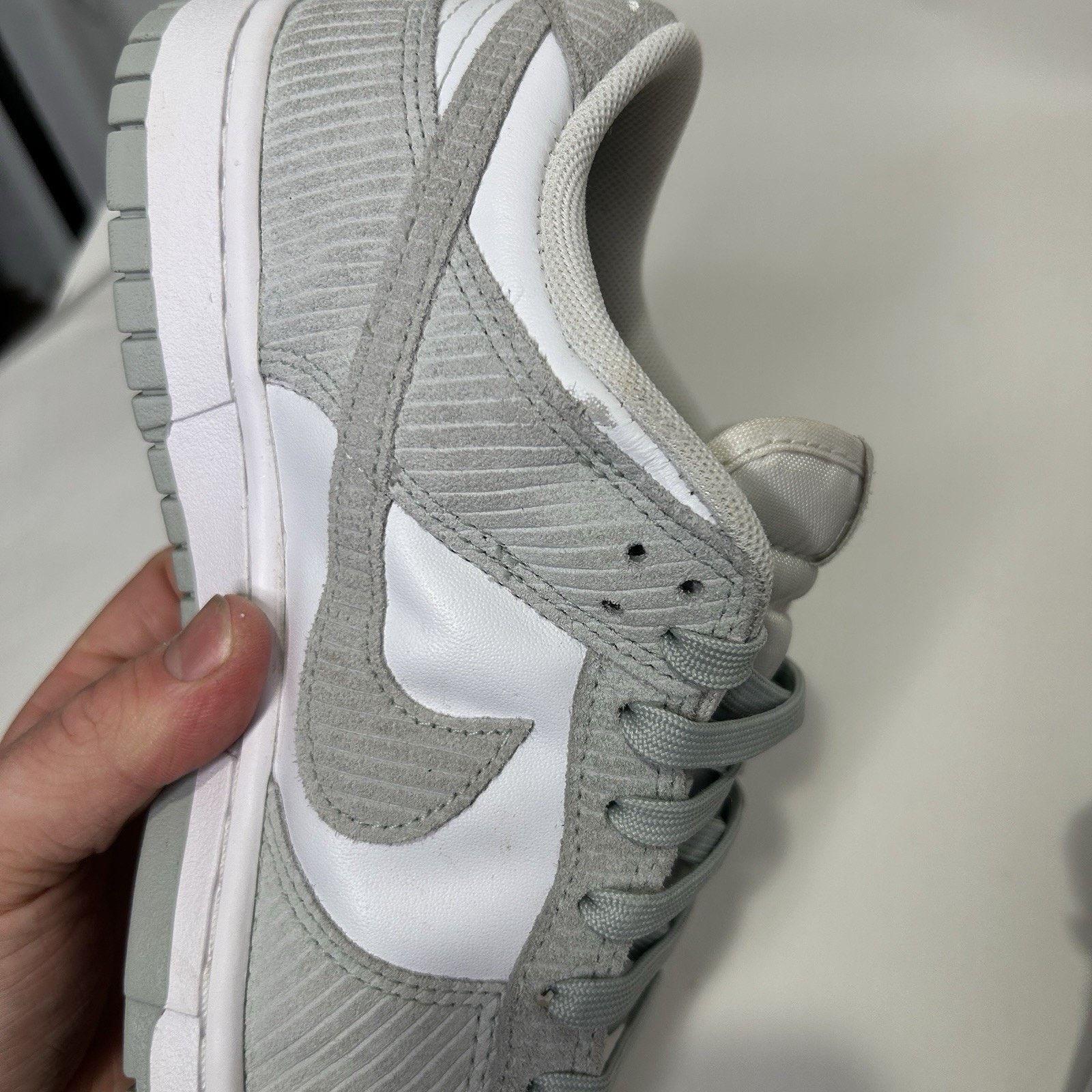 Nike Nike Dunk Low WMNS “Light Silver Corduroy” Size US 8.5 / IT 38.5 - 10 Thumbnail