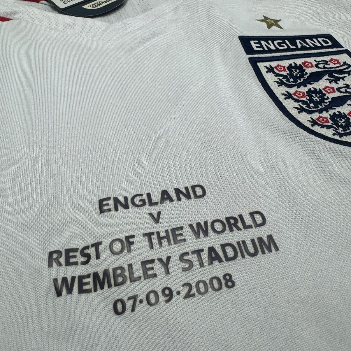 Umbro England 2008 special match shirt #9 Shearer (bnwt) Size US XL / EU 56 / 4 - 5 Thumbnail