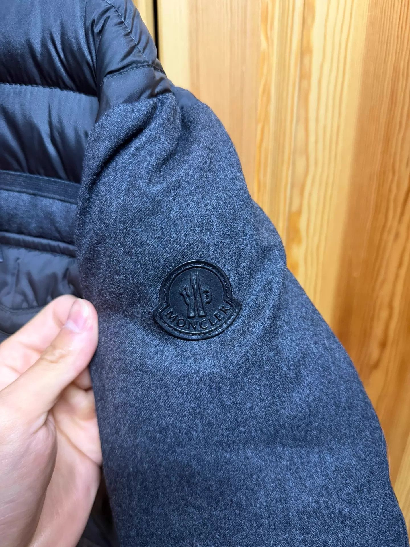 Moncler moncler classic down jacket size 3 Size US L / EU 52-54 / 3 - 3 Thumbnail