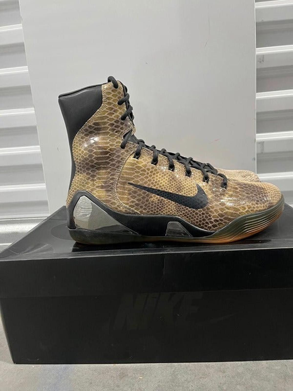 Nike Nike Kobe 9 EXT High Snakeskin Size US 10 / EU 43 - 3 Thumbnail