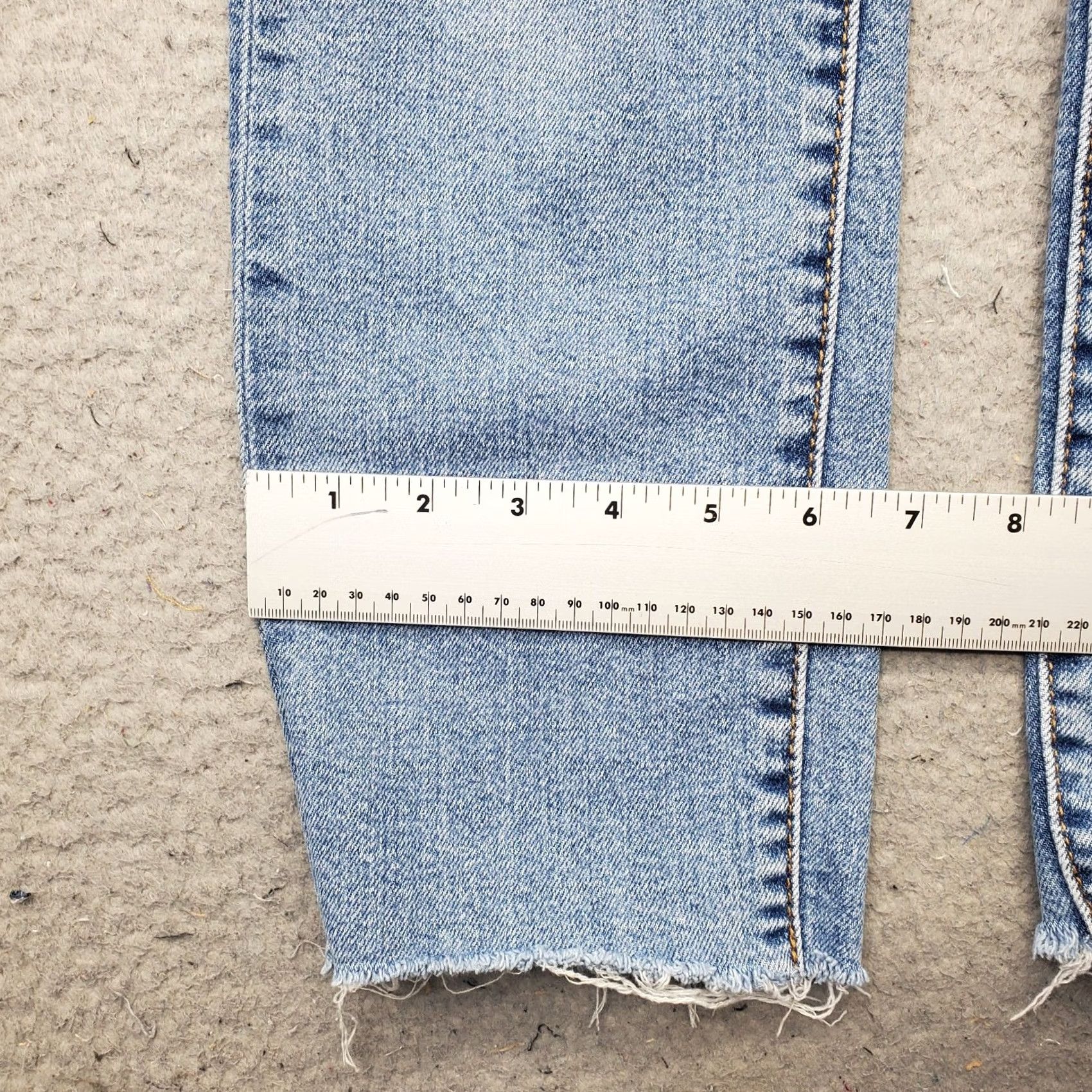 Levi's Levi's Jeans Womens Blue Wedgie Straight Distressed Button Fly Frayed Hem Size 26x28 Size 26" / US 2 / IT 38 - 5 Thumbnail