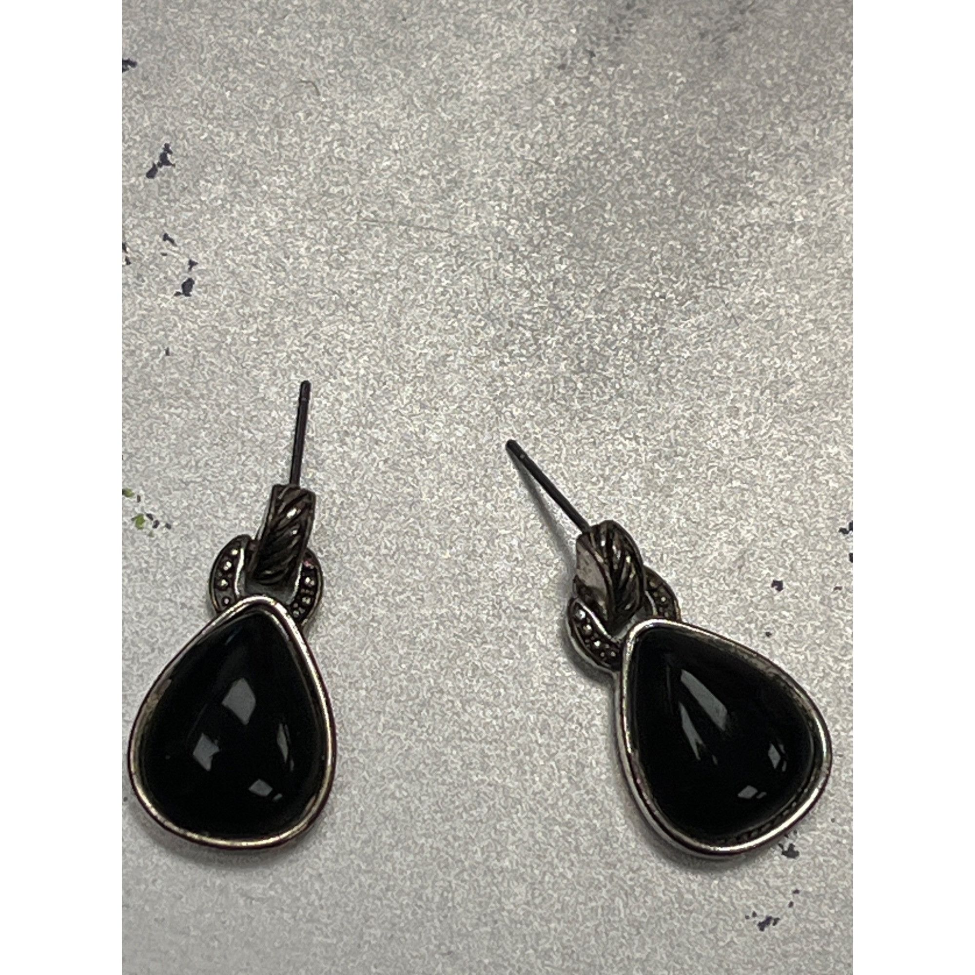 Other Napier VTG black tear drop stone dtuded earrings SKU 9848 Size ONE SIZE - 4 Thumbnail