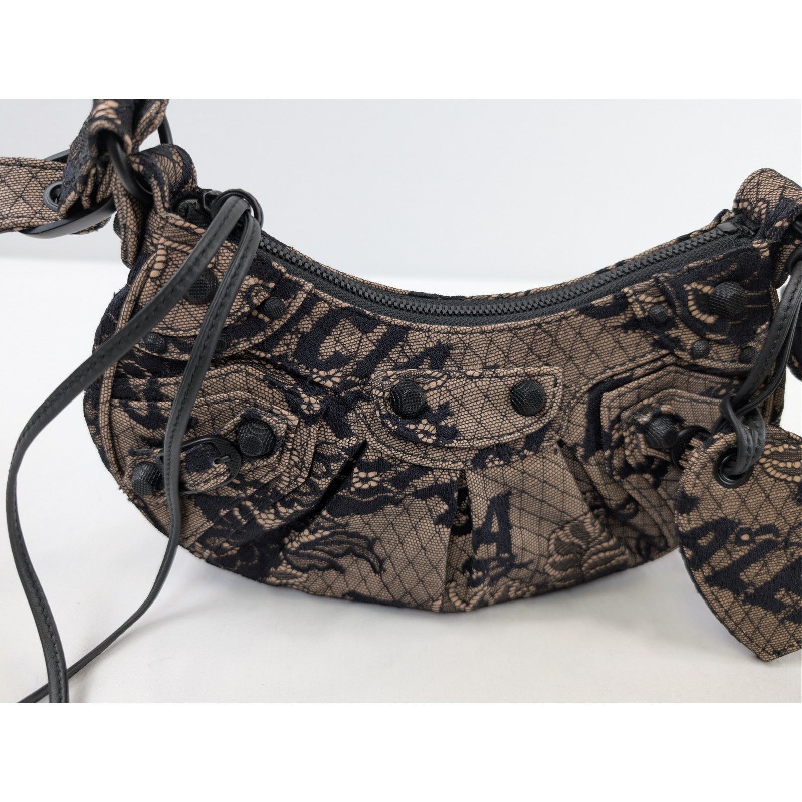 Balenciaga o1rshd1 Size: OS / Le Cagole Bag in Brown Size ONE SIZE - 3 Thumbnail