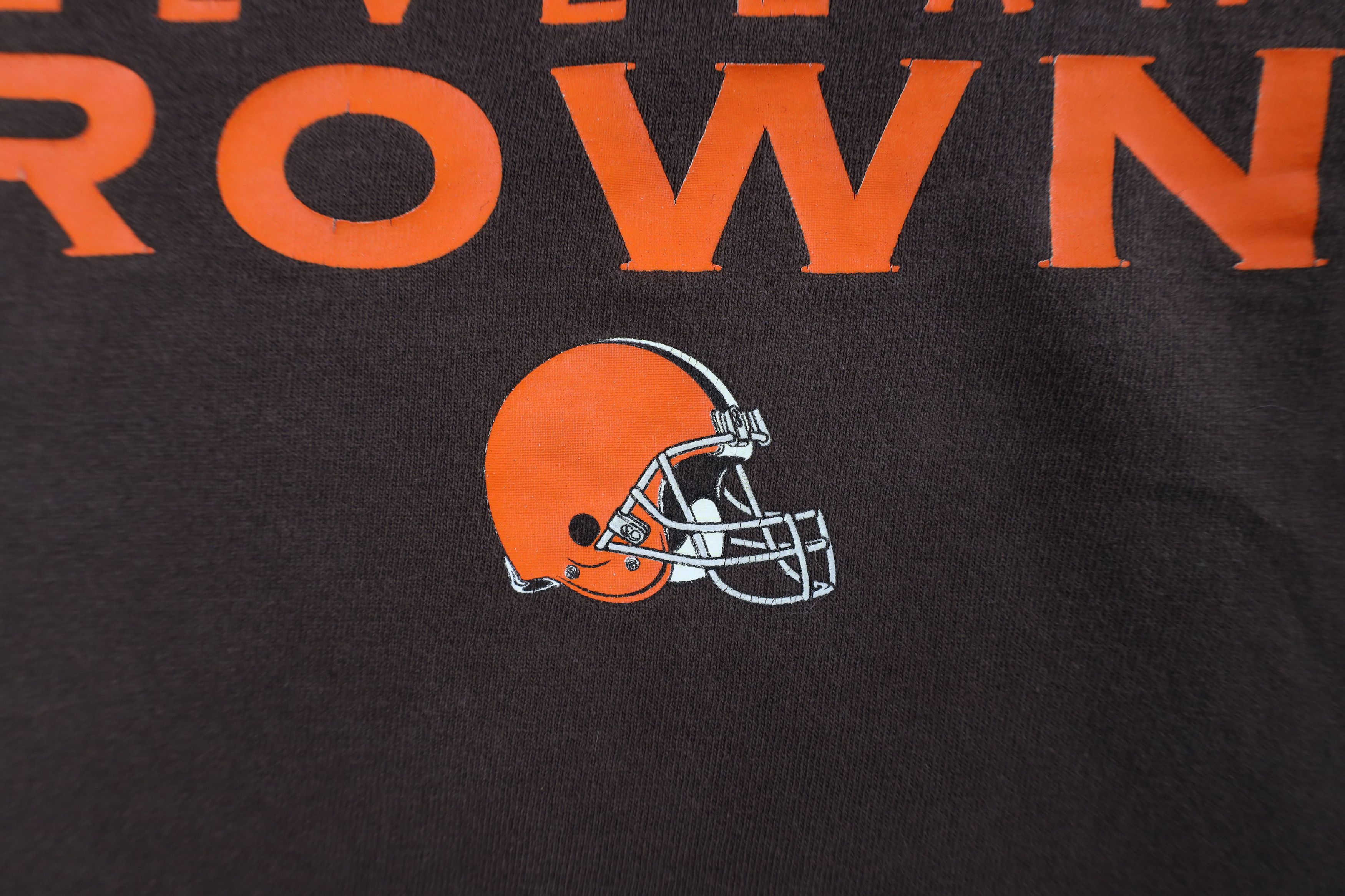 Vintage Vintage NFL Spell Out Cleveland Browns Football T-Shirt Size US XXL / EU 58 / 5 - 5 Thumbnail