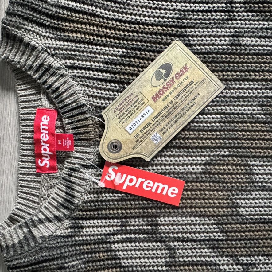 Supreme Supreme Sweater Old English Printed Camo Size US M / EU 48-50 / 2 - 8 Thumbnail