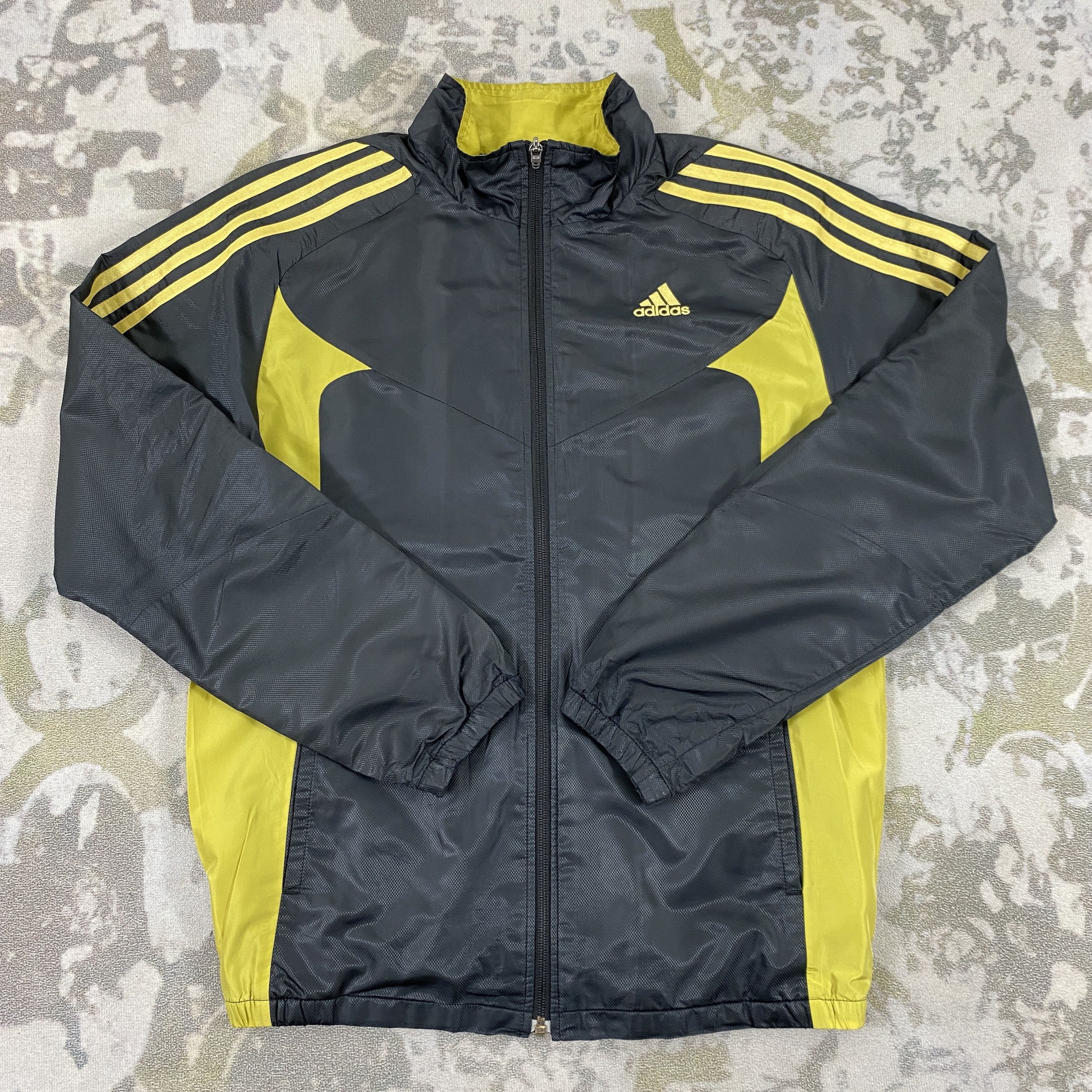 Adidas Vintage adidas Track Medium Jacket- J394 Size US M / EU 48-50 / 2 - 4 Thumbnail
