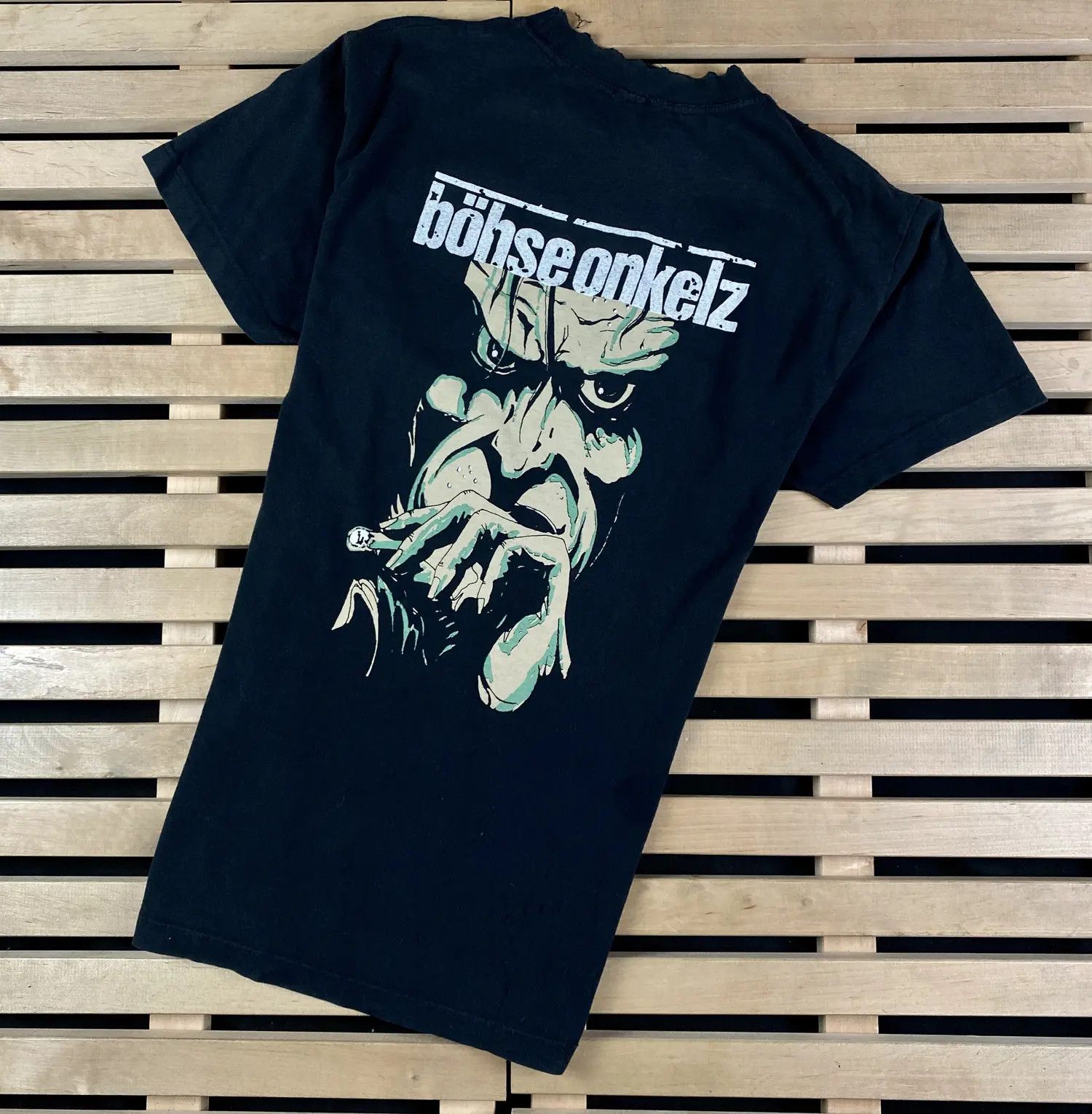 Band Tees Mens Vintage T-Shirt Bohse Onkelz Size L Size US L / EU 52-54 / 3 - 4 Thumbnail