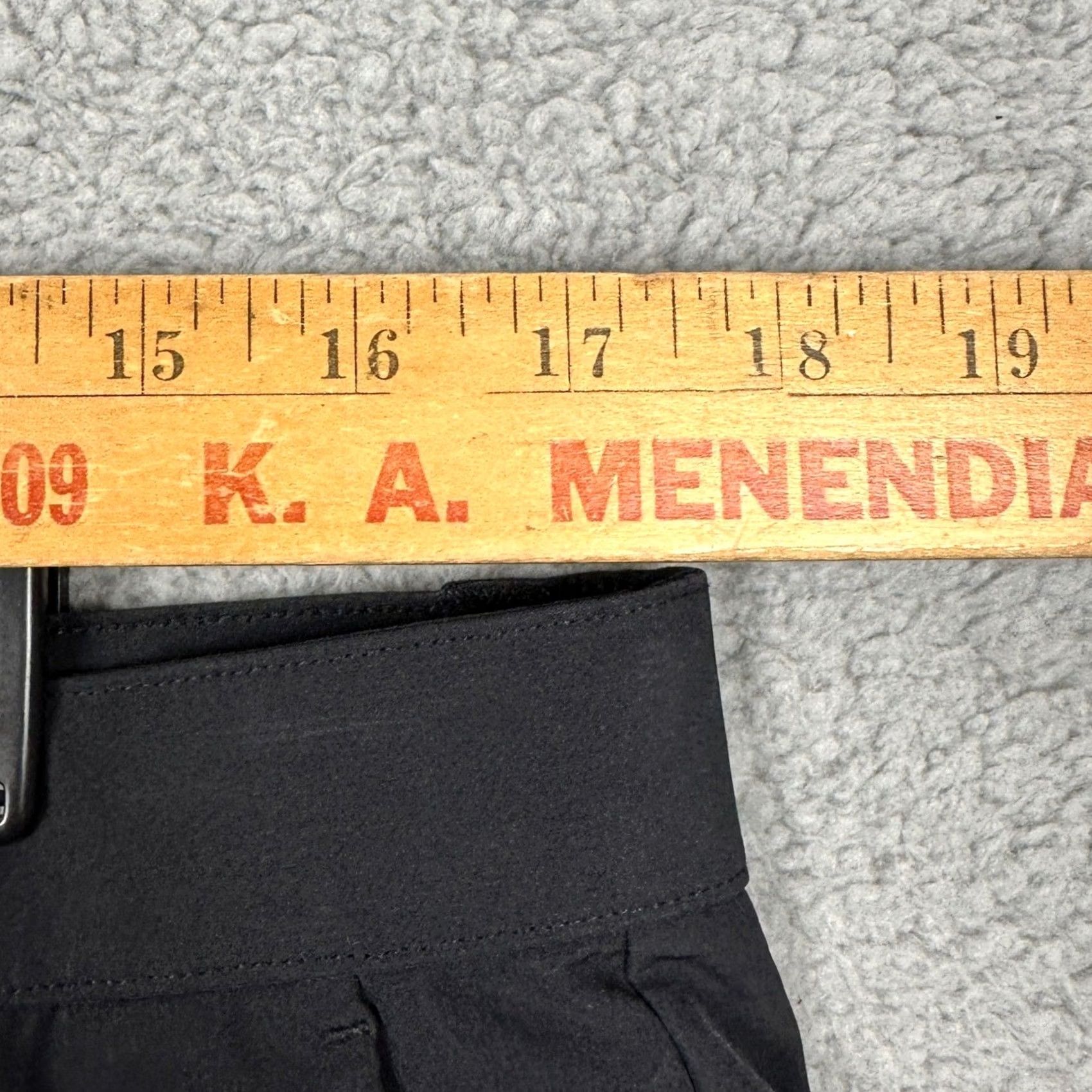 Fabletics Fabletics The One Pant Pants Mens 35x34 Black Tapered Leg Stretch EUC Golf Tech Moisture-Wicking Zip Pocket Athletic Chino Casual Workwear Size US 35 - 5 Thumbnail